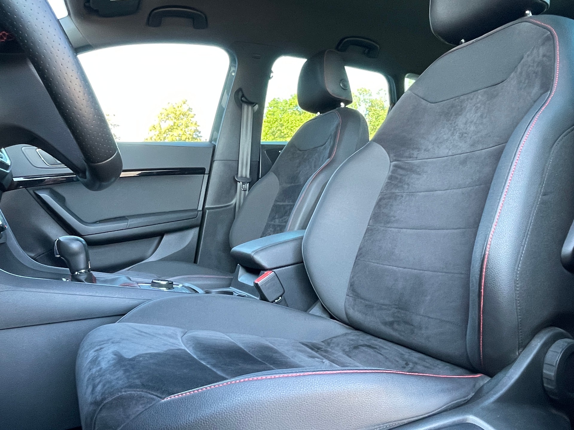 SEAT Ateca 2.0 TSI FR 4Drive DSG-image-6