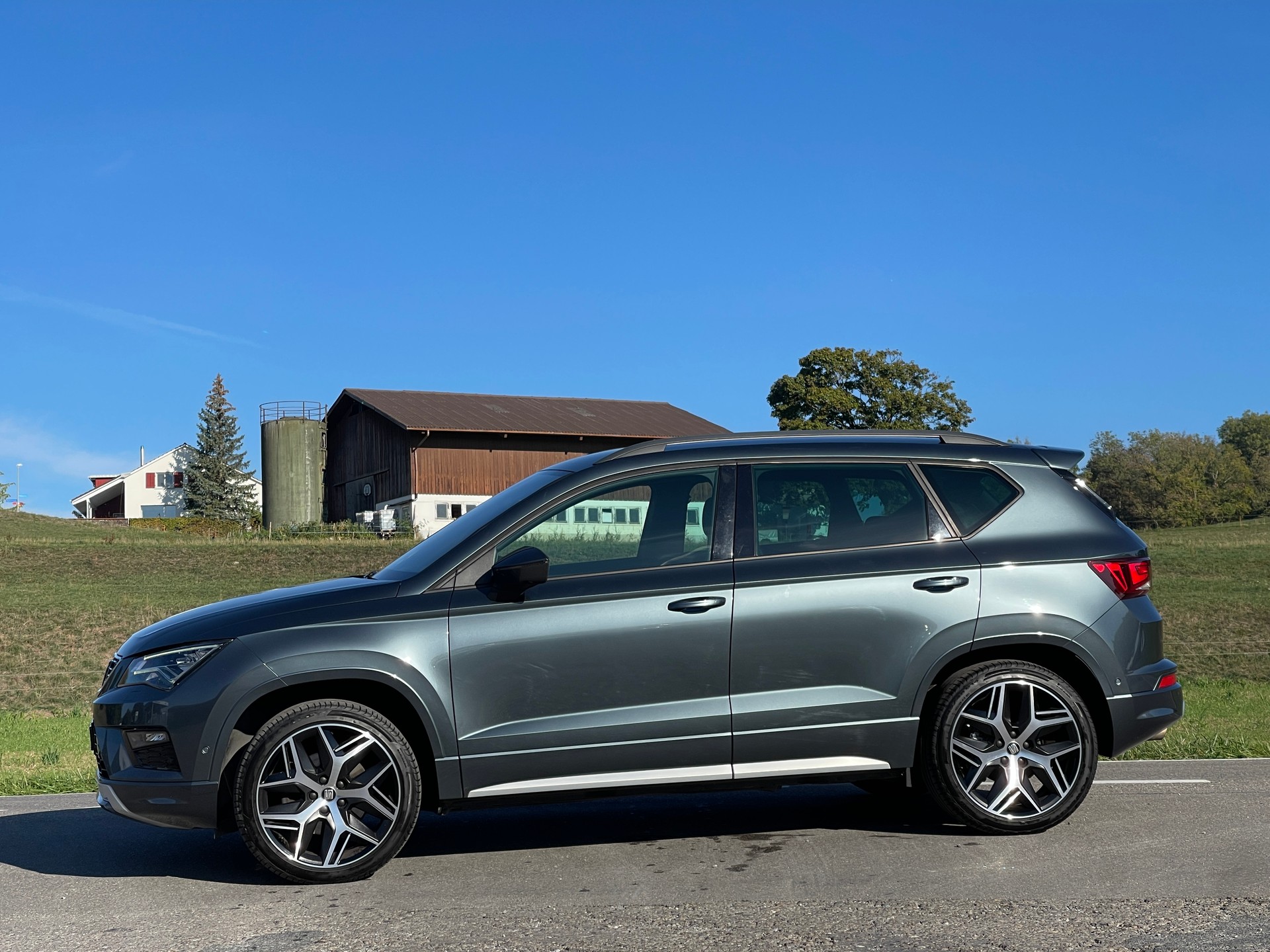 SEAT Ateca 2.0 TSI FR 4Drive DSG-image-1