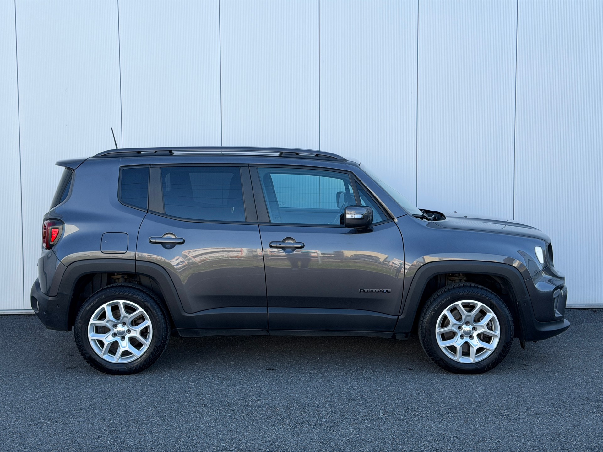 JEEP Renegade 1.3 T PHEV S AWD-image-3