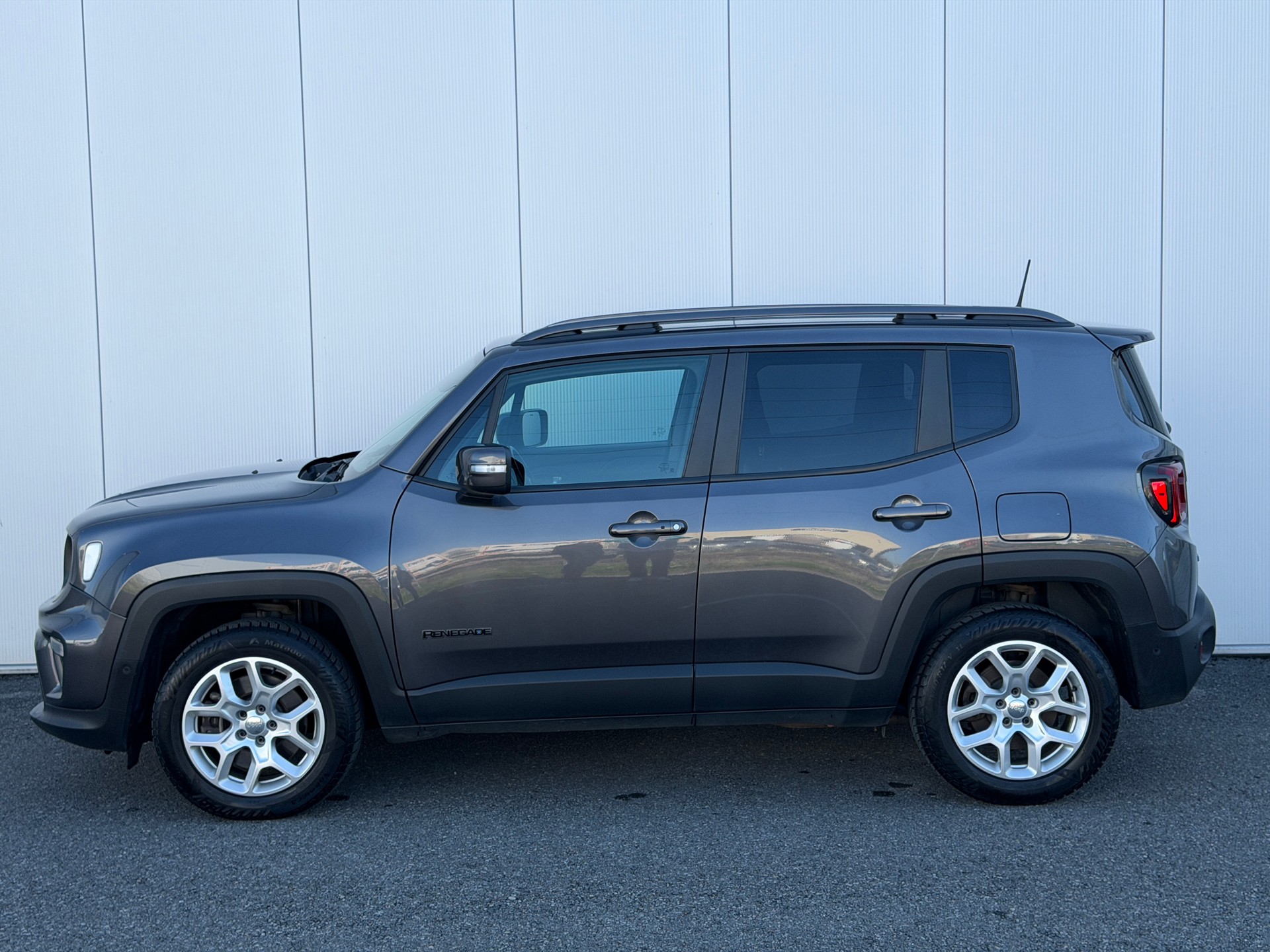 JEEP Renegade 1.3 T PHEV S AWD-image-7