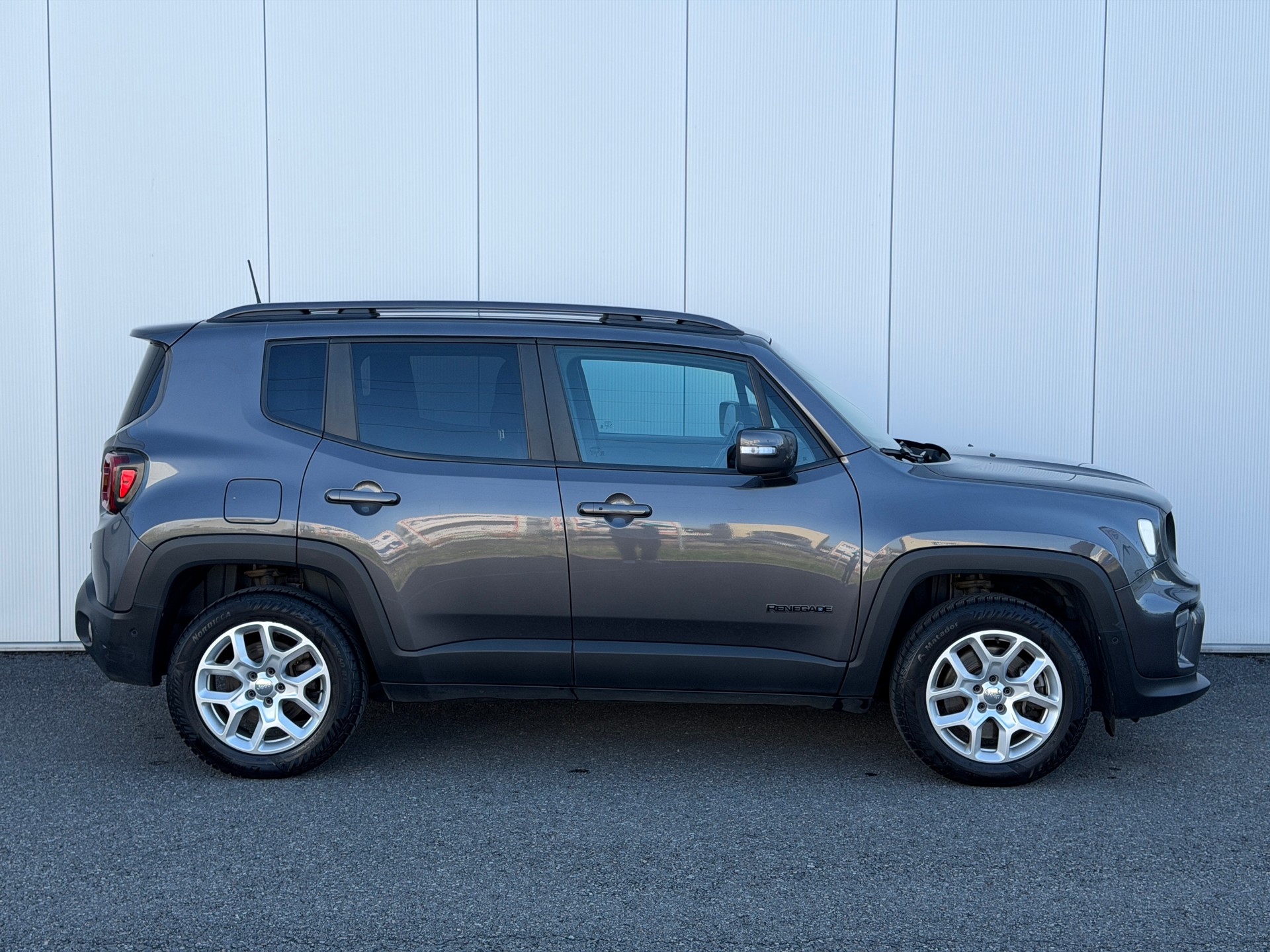 JEEP Renegade 1.3 T PHEV S AWD-image-2