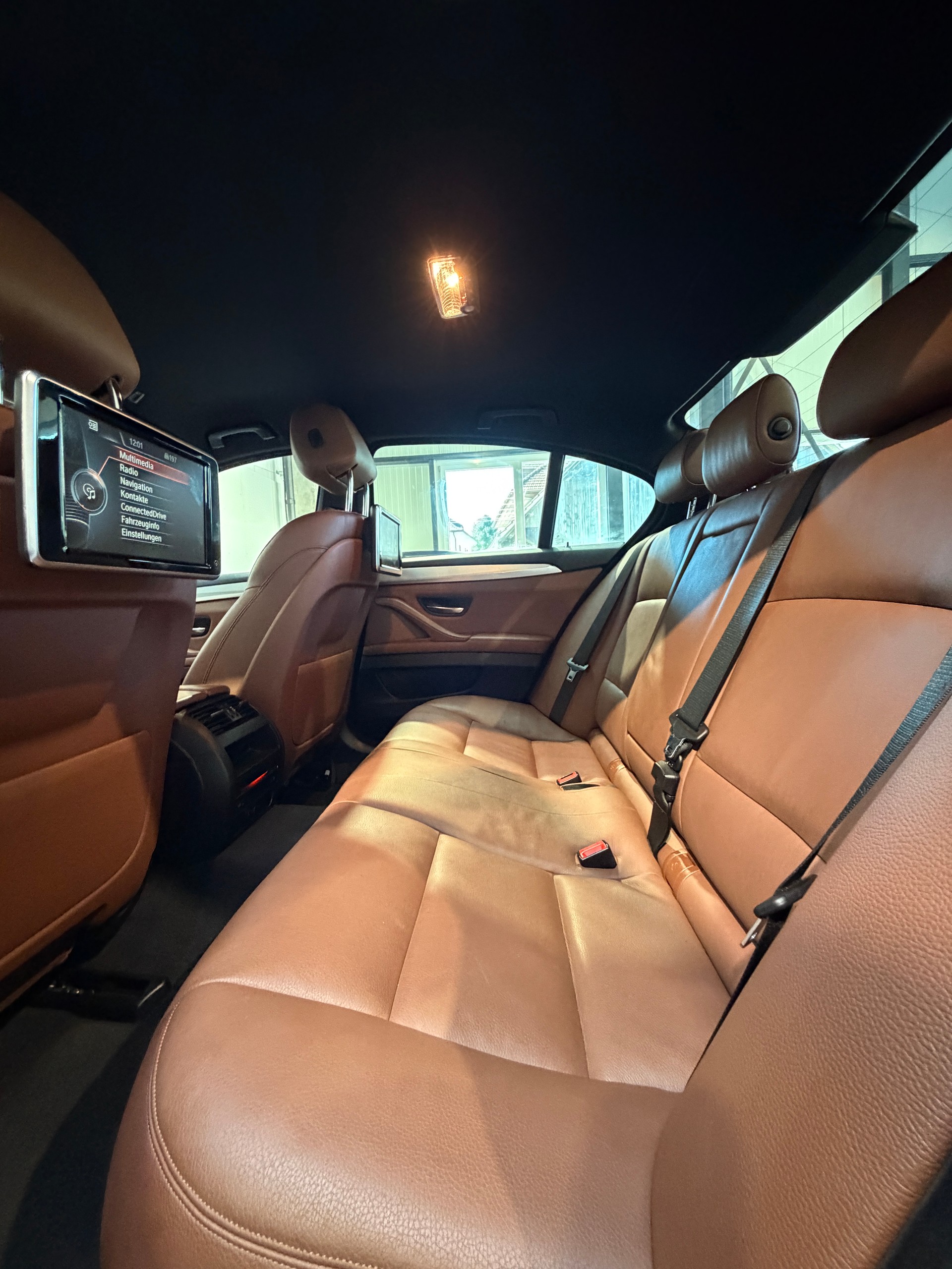 BMW 535i xDrive M-Sport Steptronic-image-12
