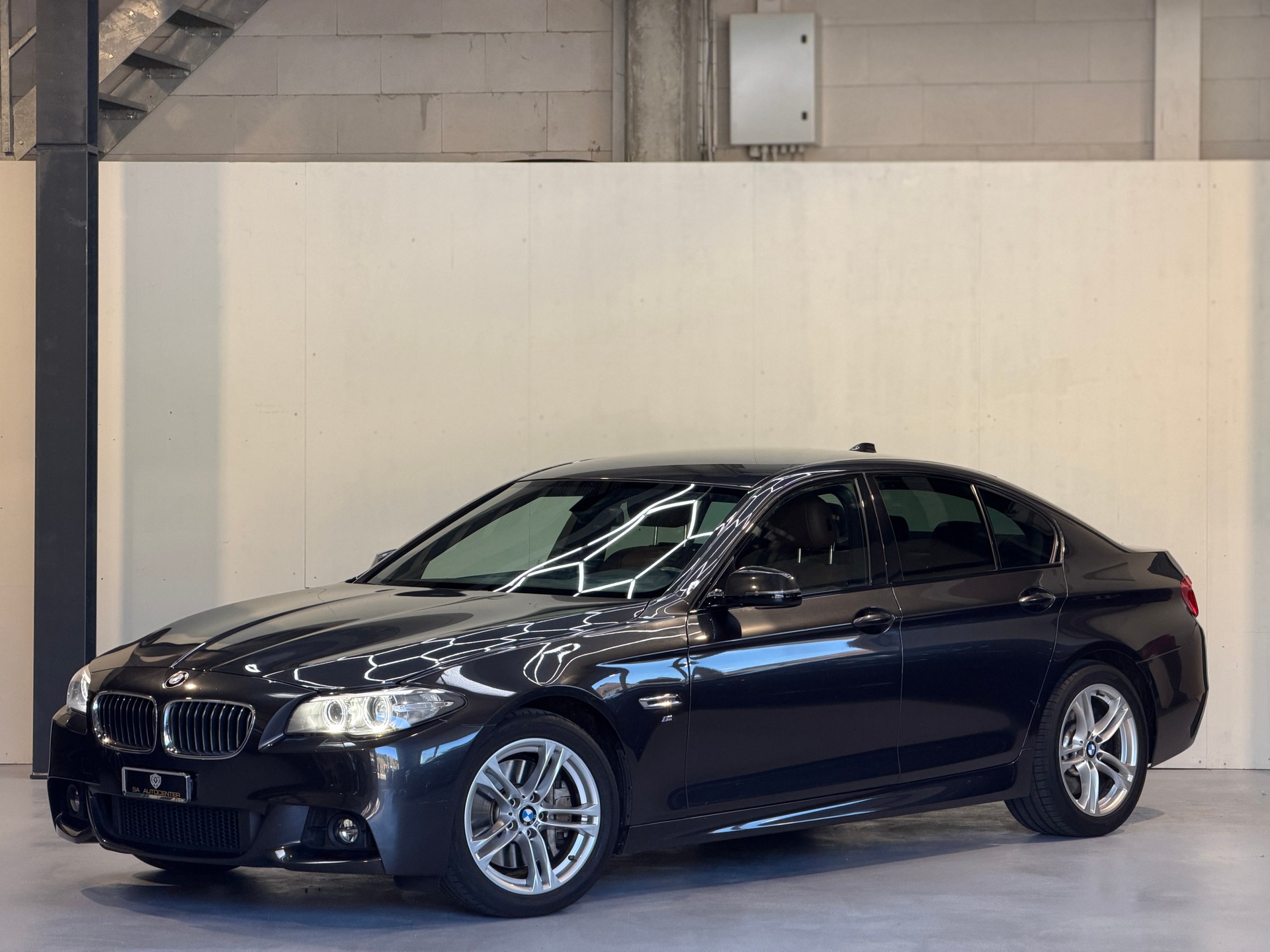 BMW 535i xDrive M-Sport Steptronic-image-0