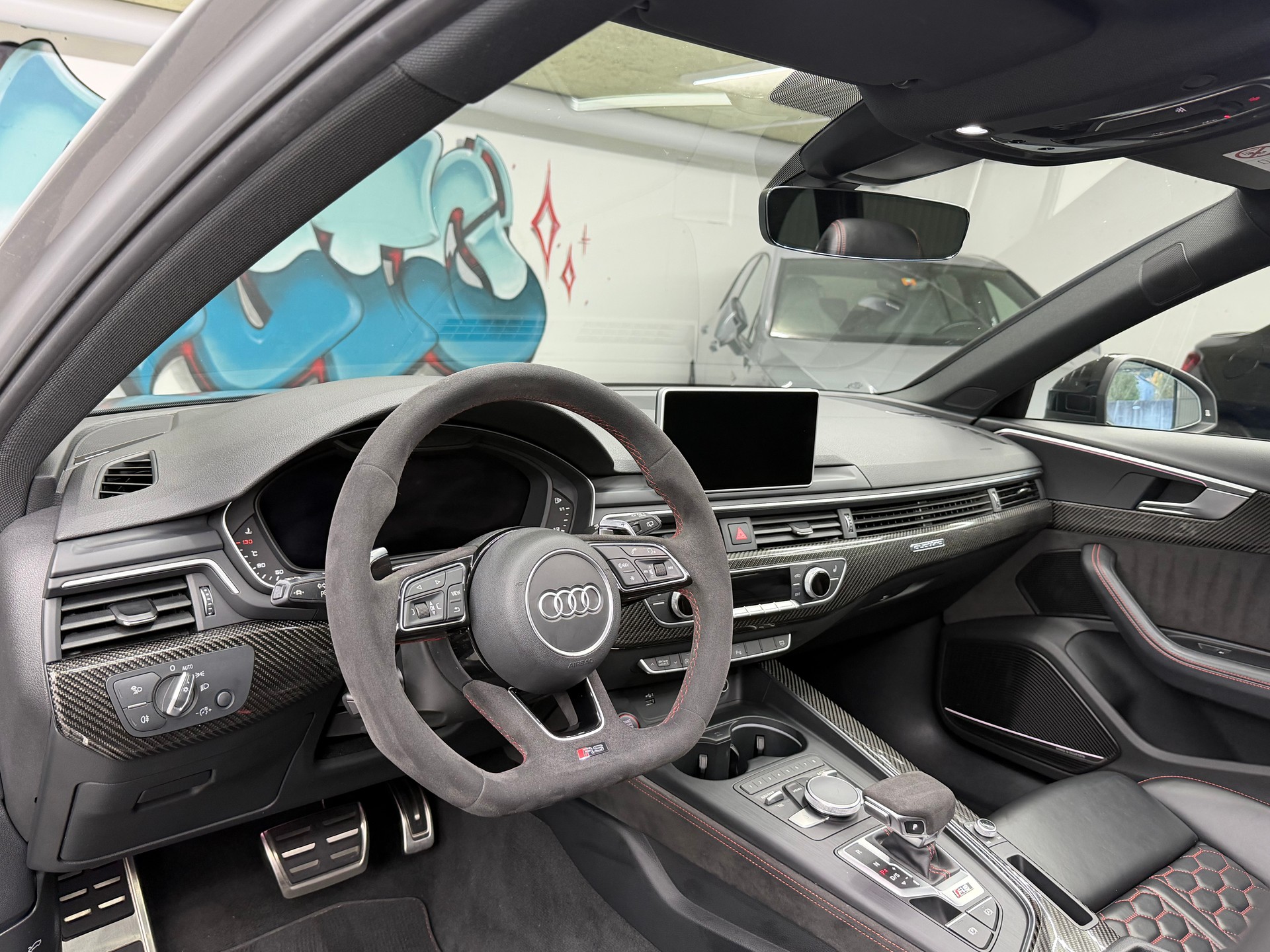 AUDI RS4 Avant 2.9 TFSI quattro tiptronic *CH / Aversus / Nardo / Full options*-image-5