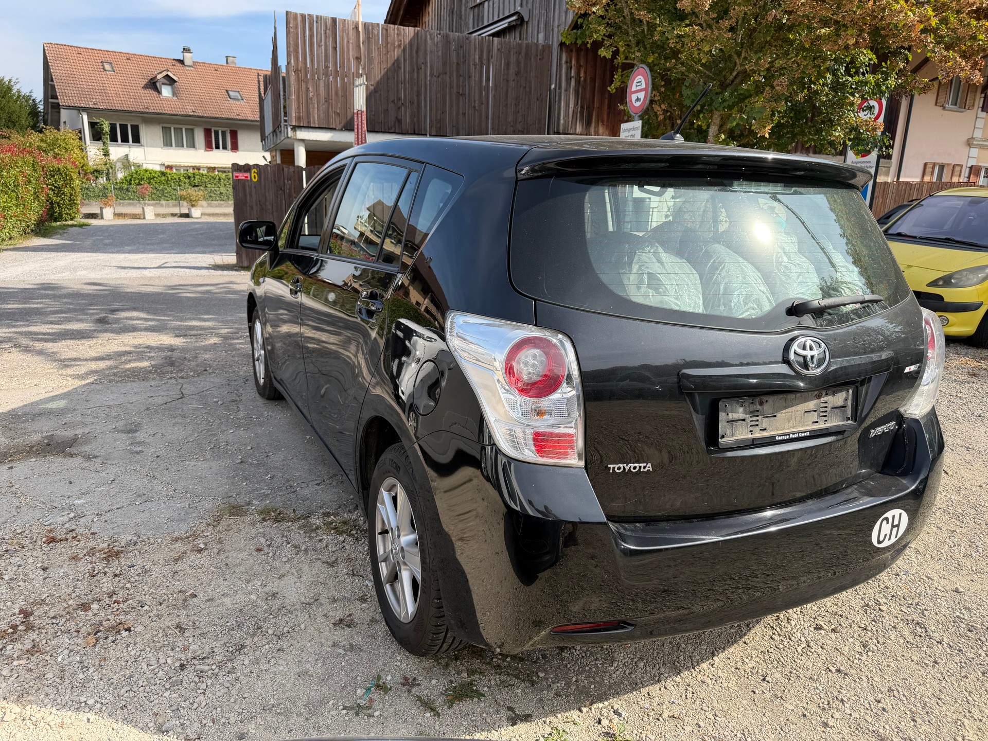 TOYOTA Verso 1.8 Linea Sol-frisch ab Mfk 7Plätze-image-2