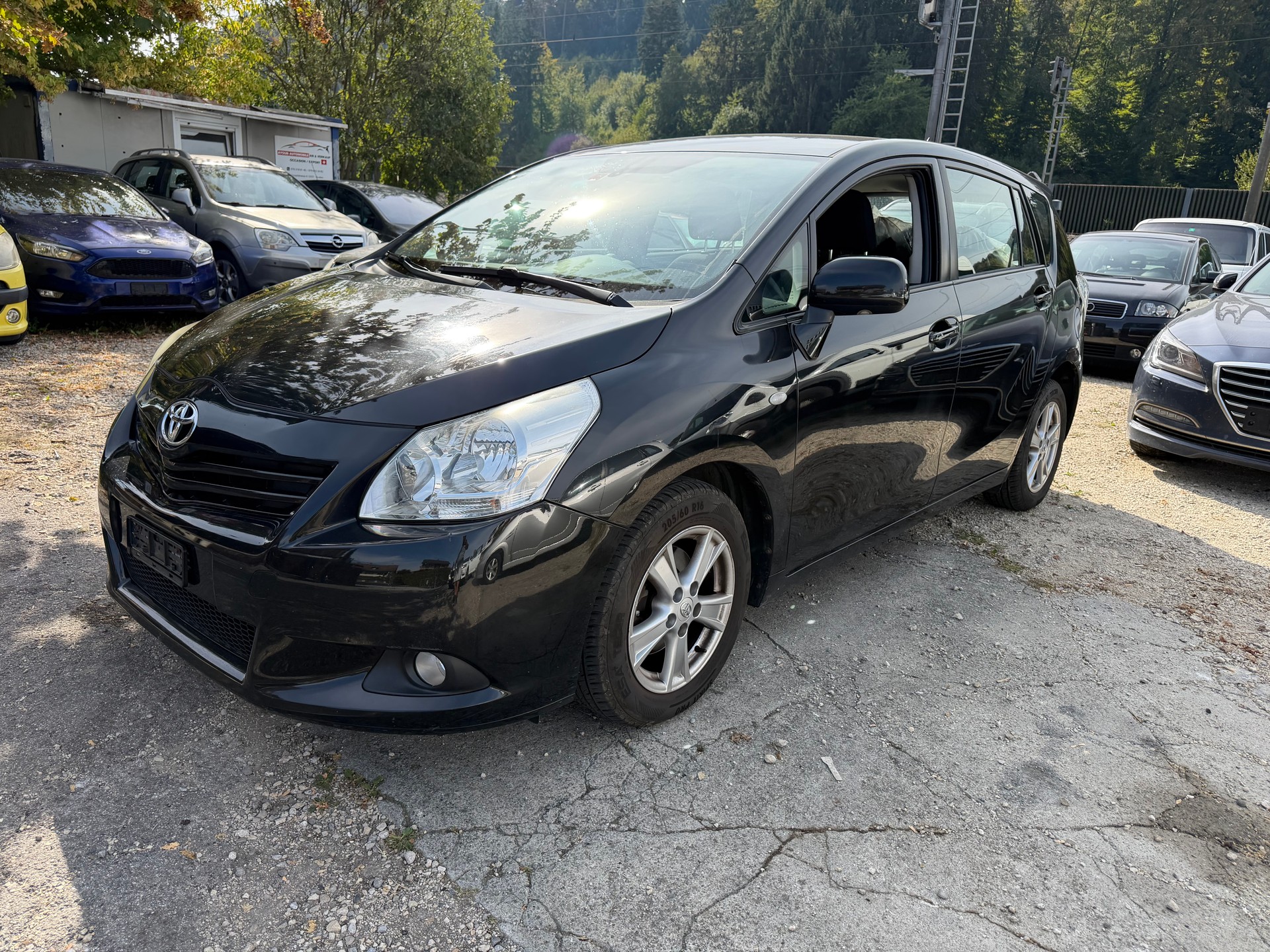 TOYOTA Verso 1.8 Linea Sol-frisch ab Mfk 7Plätze-image-1