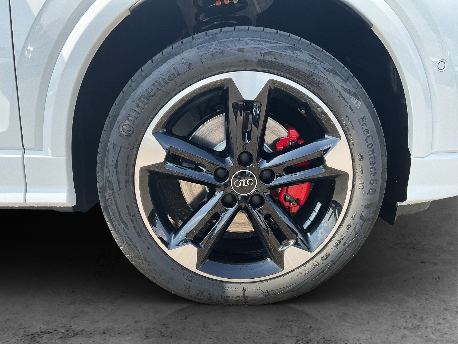 AUDI Q2 40 TFSI S line Attraction quattro S-tronic-image-12