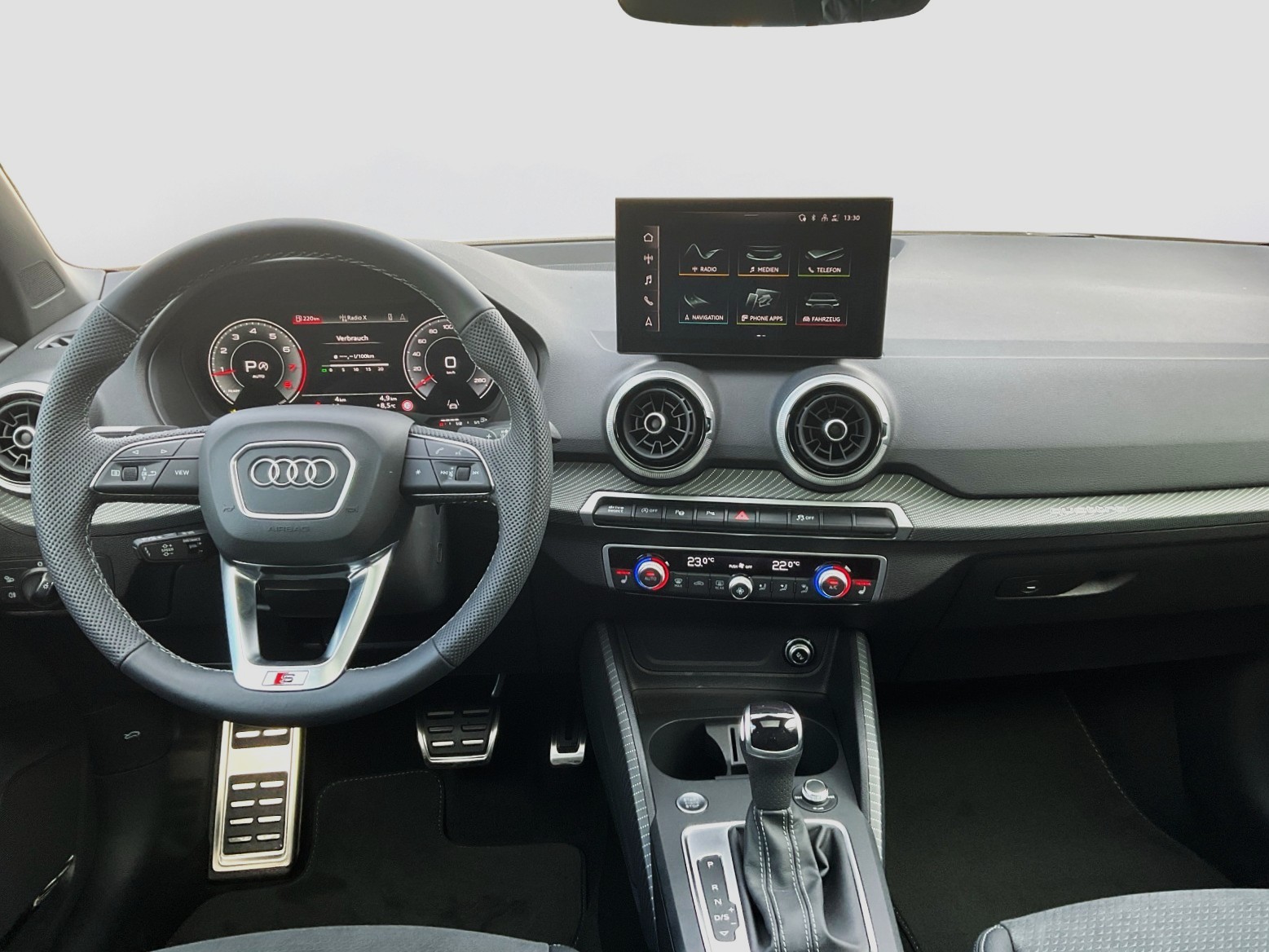 AUDI Q2 40 TFSI S line Attraction quattro S-tronic-image-6