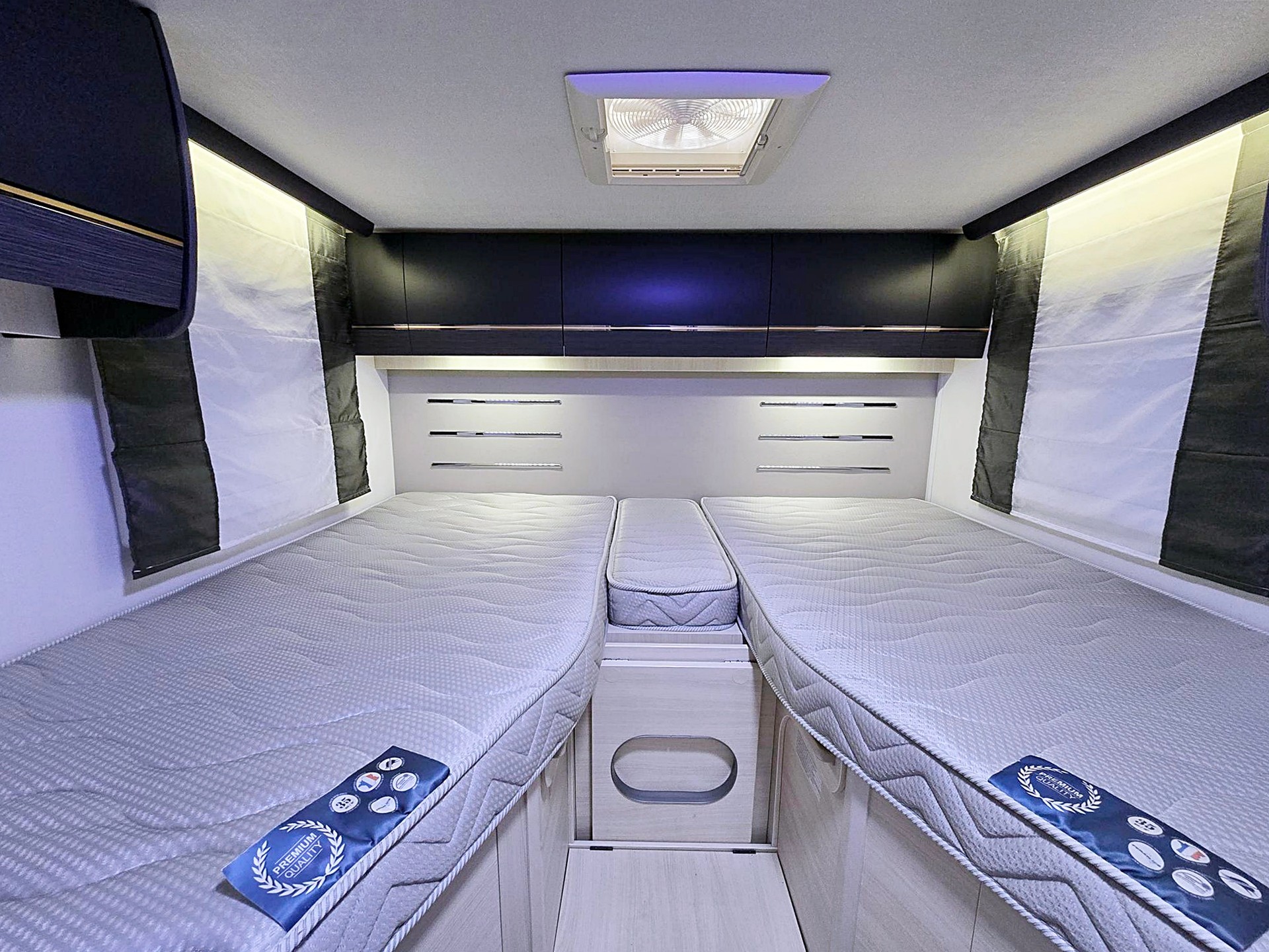 CHALLENGER 367 GA PREMIUM 2,0 TDCI DIESEL AUTOMAT FORD-image-5