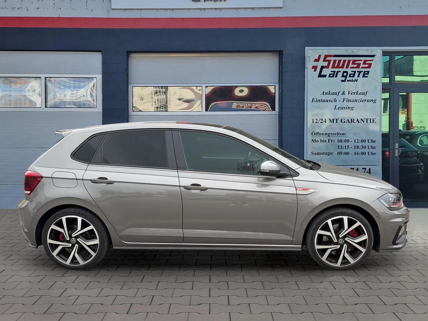 VW Polo 2.0 TSI GTI DSG mit Panoramadach & Beats Soundsystem + Leder/Alcantara-image-8