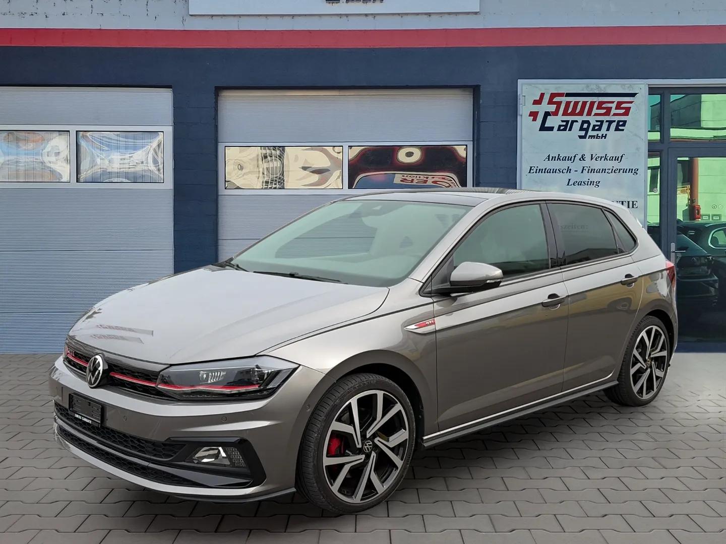 VW Polo 2.0 TSI GTI DSG mit Panoramadach & Beats Soundsystem + Leder/Alcantara-image-3
