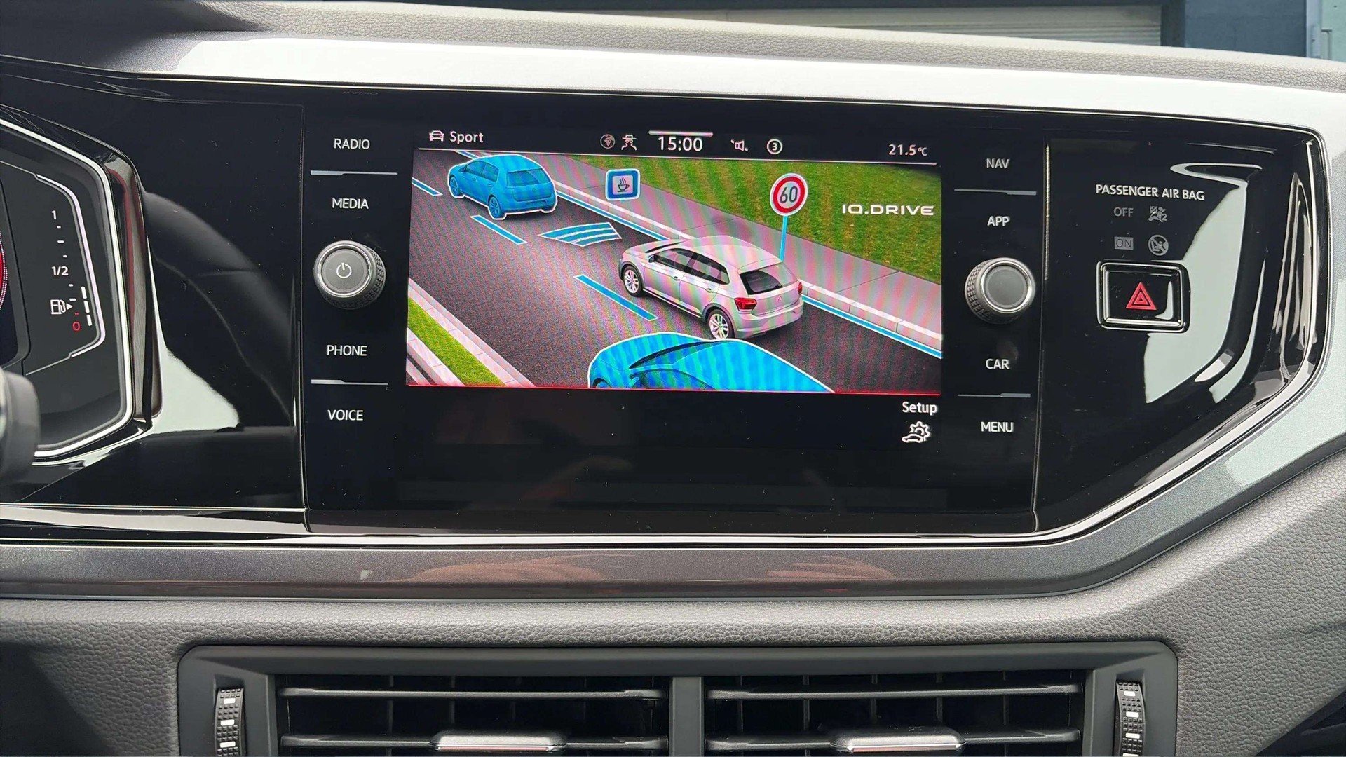 VW Polo 2.0 TSI GTI DSG mit Panoramadach & Beats Soundsystem + Leder/Alcantara-image-19