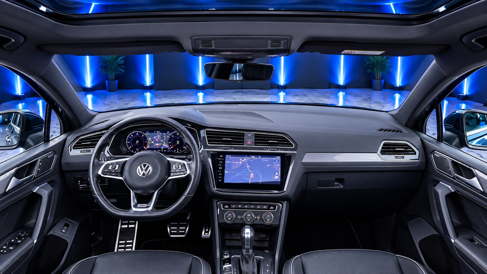 VW Tiguan 2.0 TDI R-line Highline 4Motion DSG-image-12
