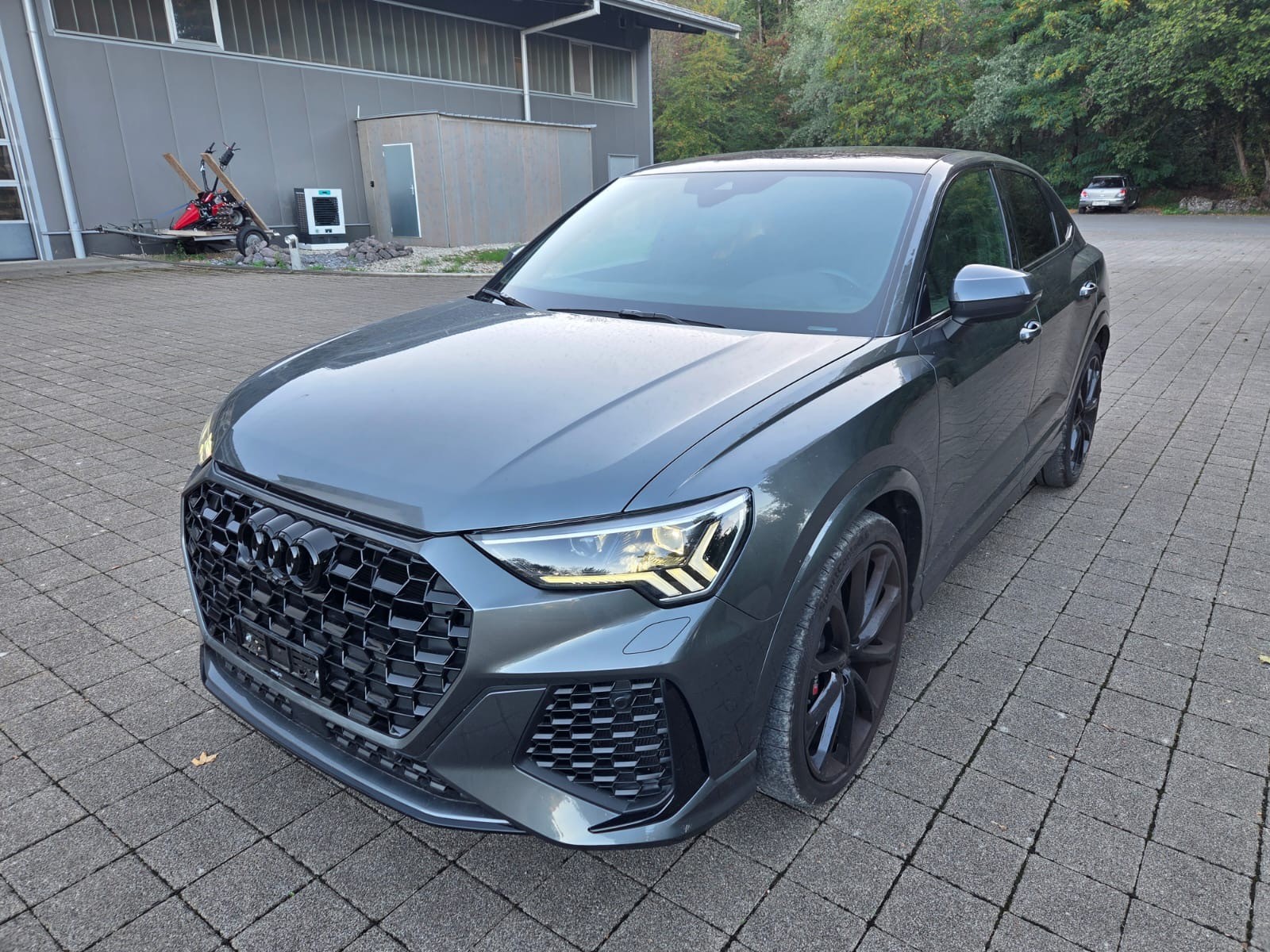 AUDI RS Q3 Sportback quattro S tronic-image-0