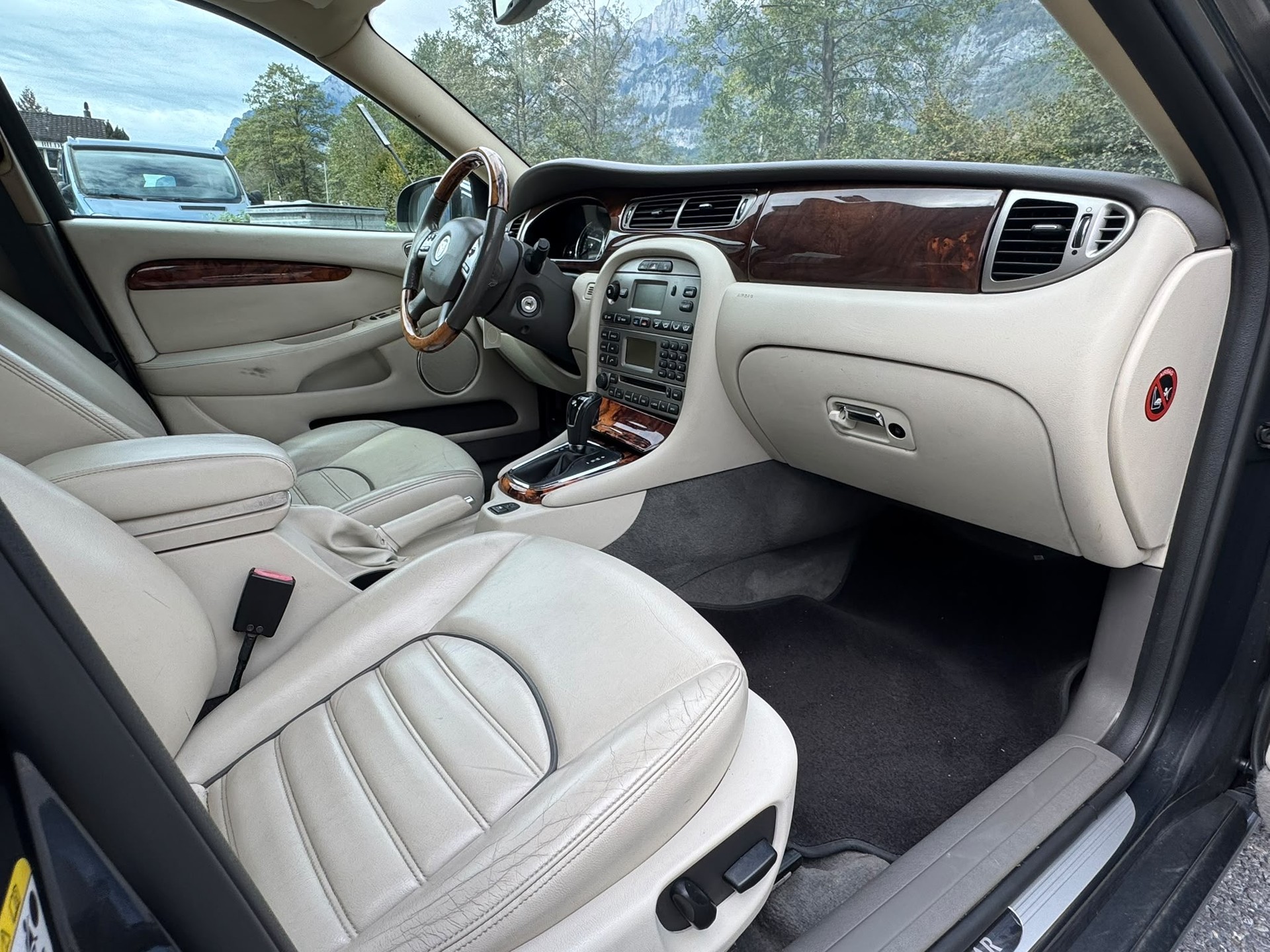 JAGUAR X-Type 2.2D Classic Automatic-image-11