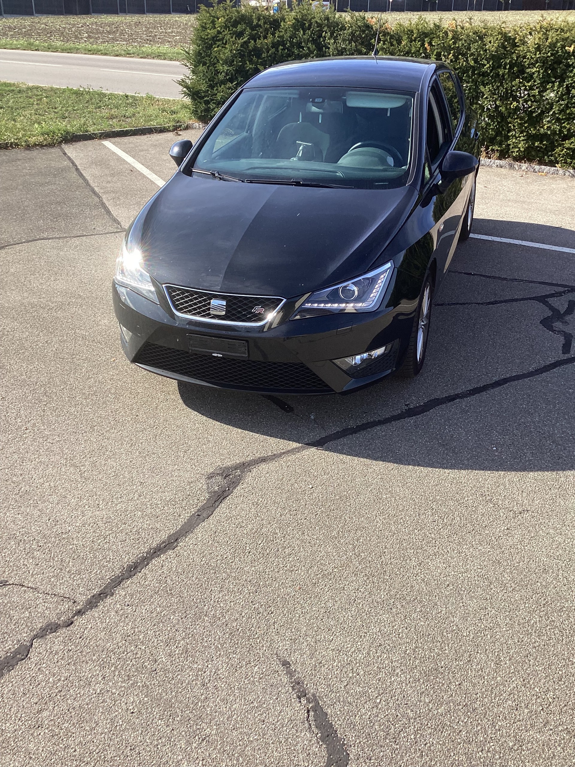 SEAT 1.2 TSI FR Viva DSG-image-1