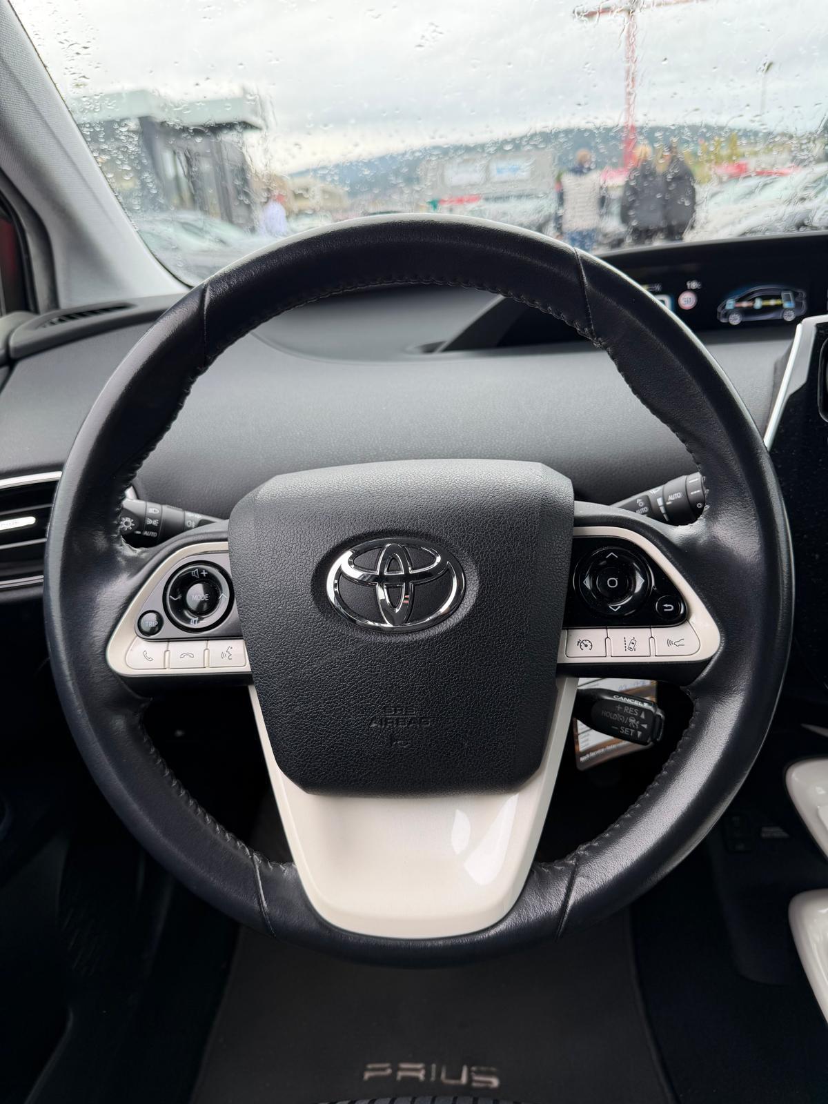 TOYOTA Prius 1.8 VVTi HSD Sol Premium-image-18