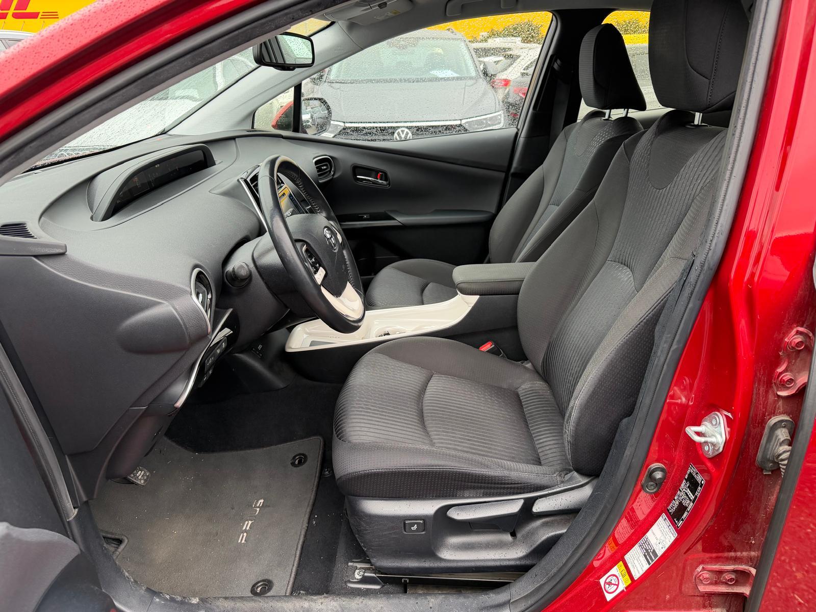 TOYOTA Prius 1.8 VVTi HSD Sol Premium-image-12