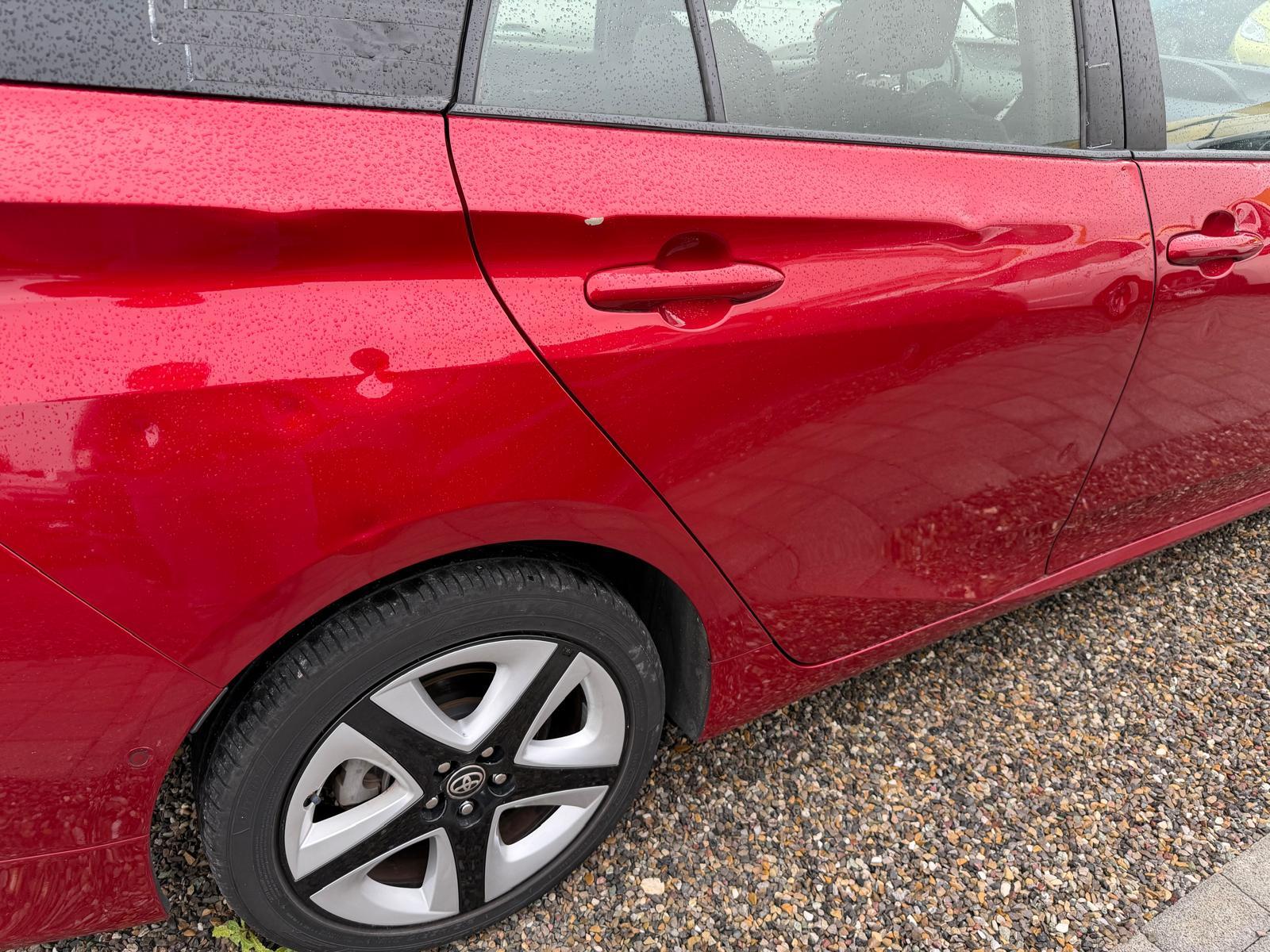TOYOTA Prius 1.8 VVTi HSD Sol Premium-image-7