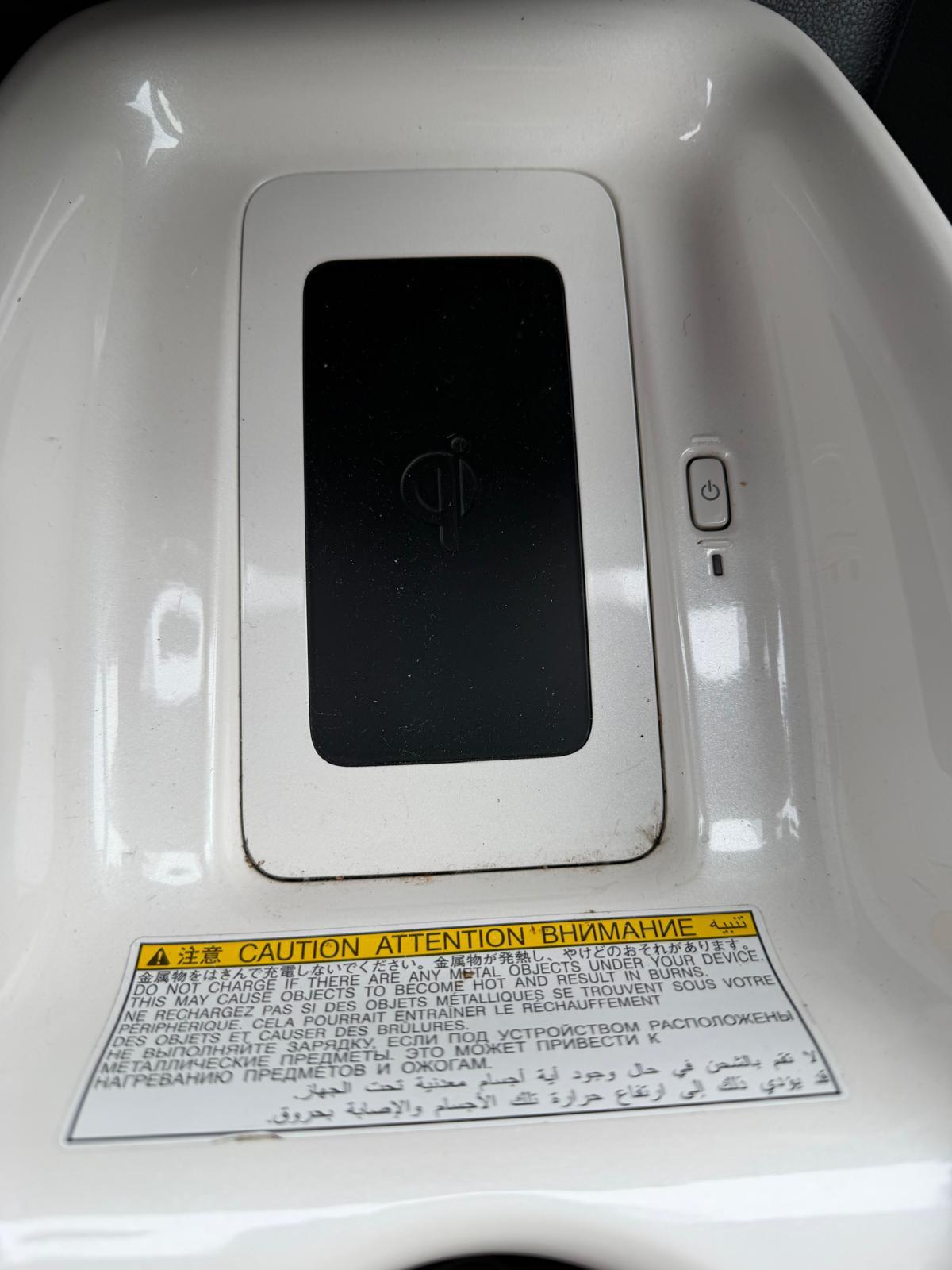 TOYOTA Prius 1.8 VVTi HSD Sol Premium-image-22