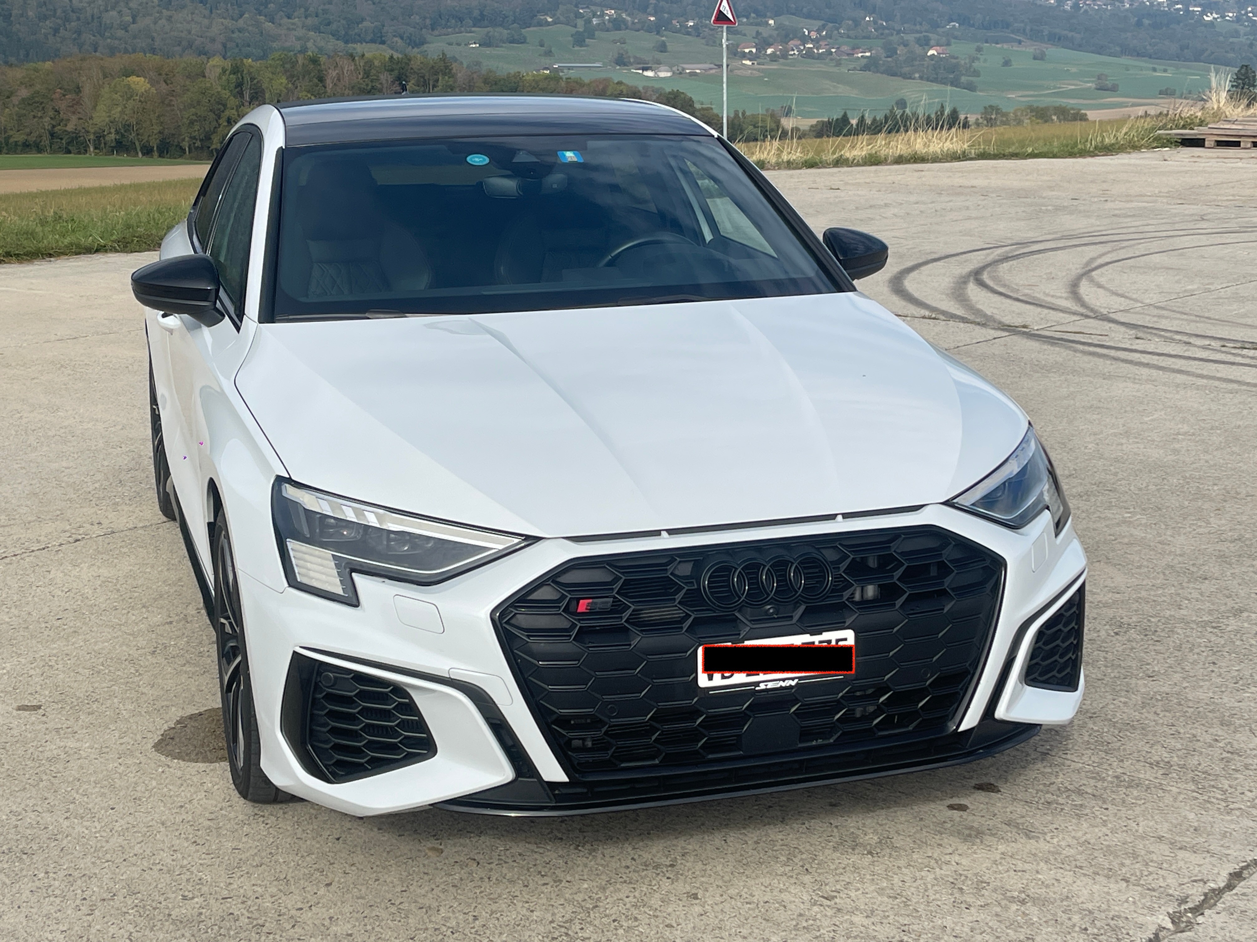 Car photo