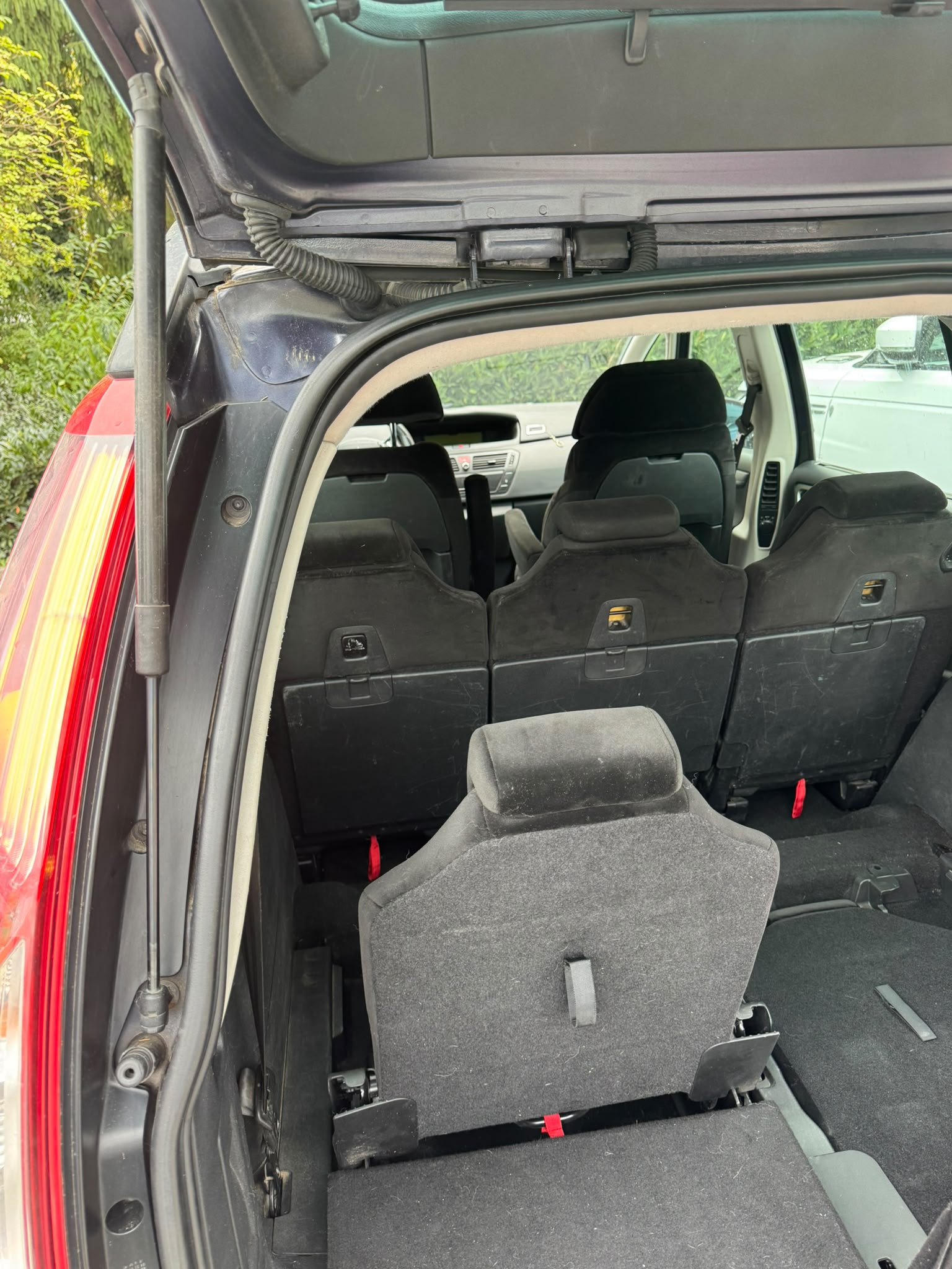 CITROEN Grand C4 Picasso 2.0i 16V SX BMP6-image-4