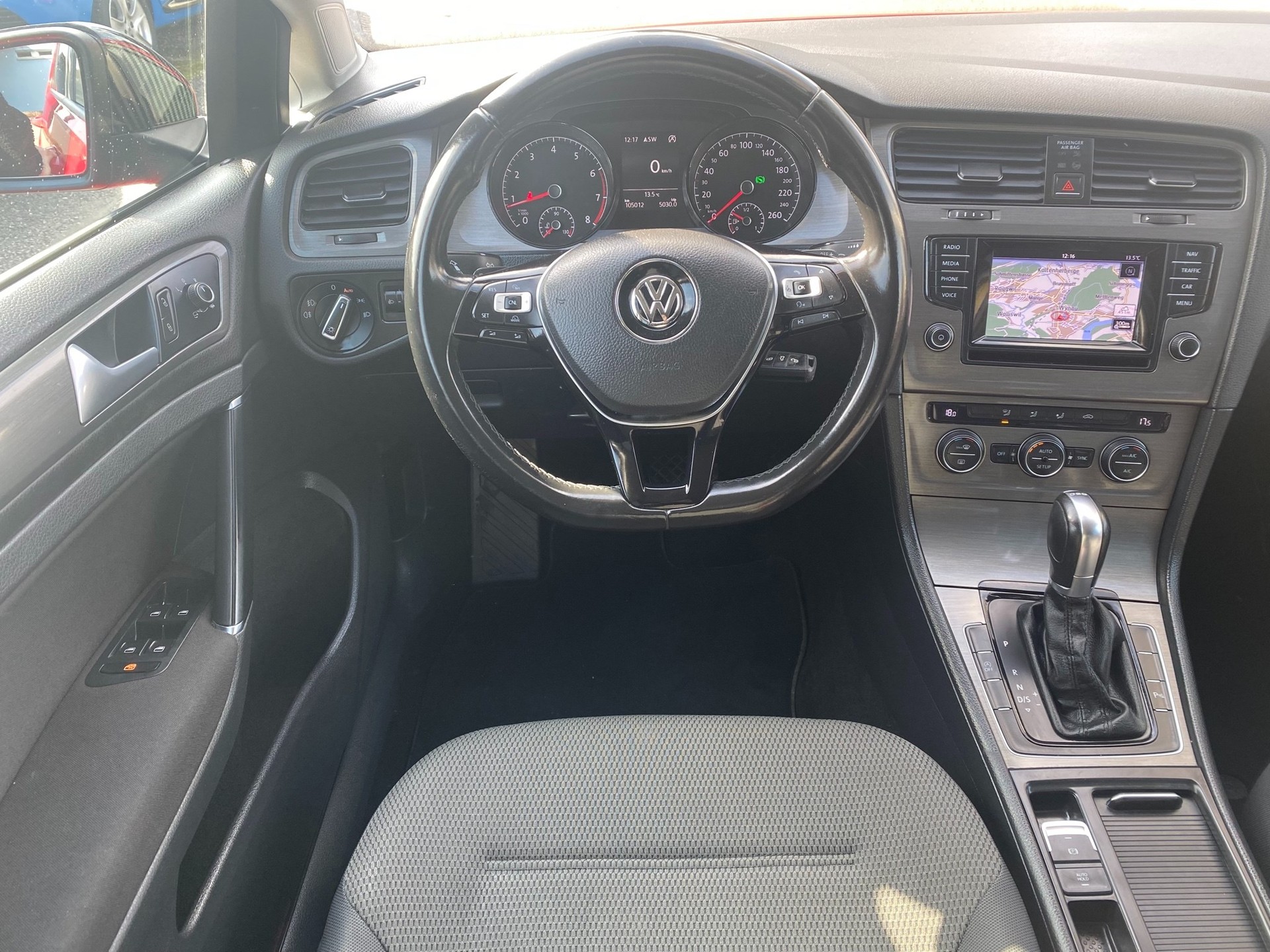 VW Golf 1.4 TSI Highline DSG-image-7