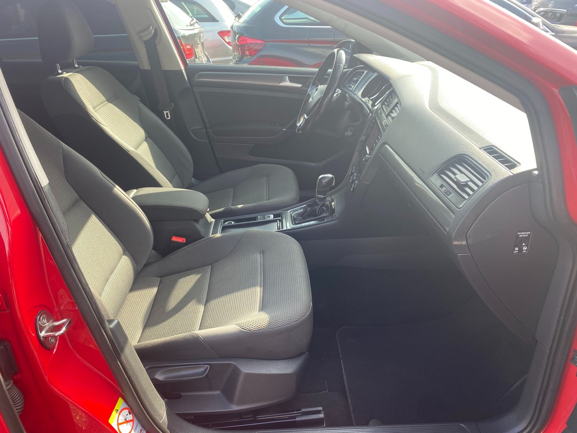 VW Golf 1.4 TSI Highline DSG-image-4