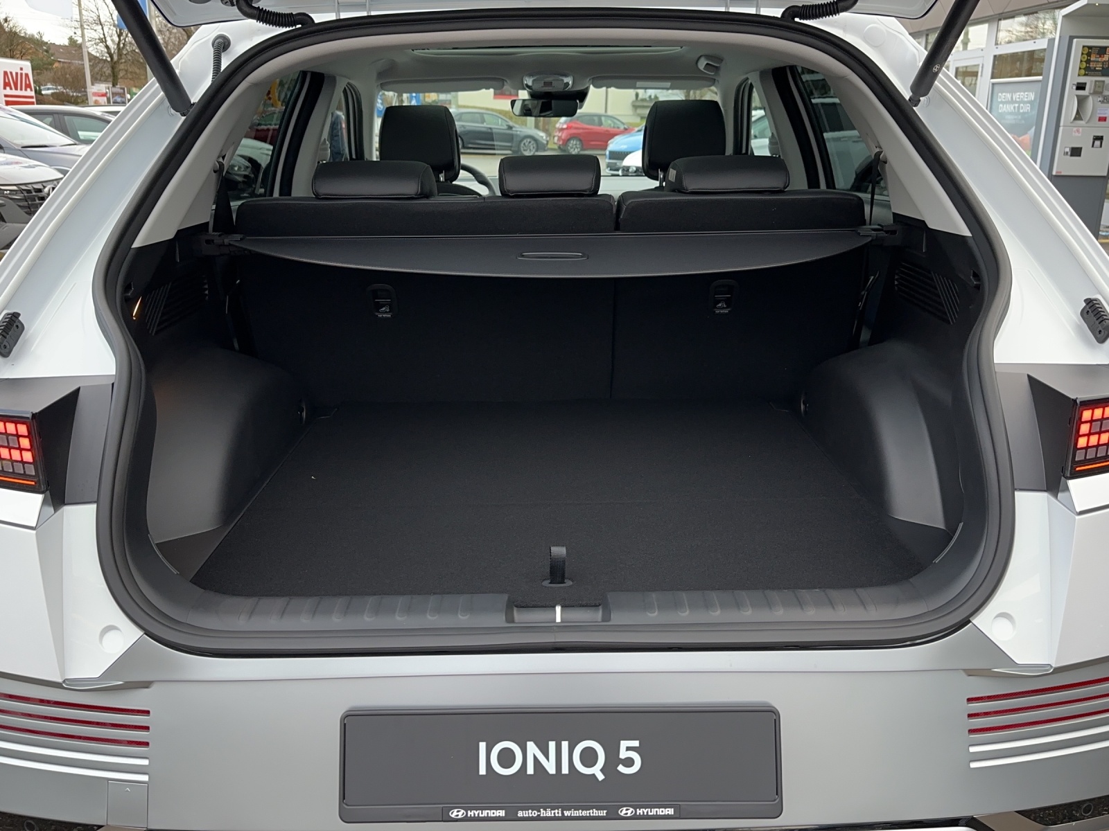 HYUNDAI Ioniq 5 77kW Vertex 4WD-image-4