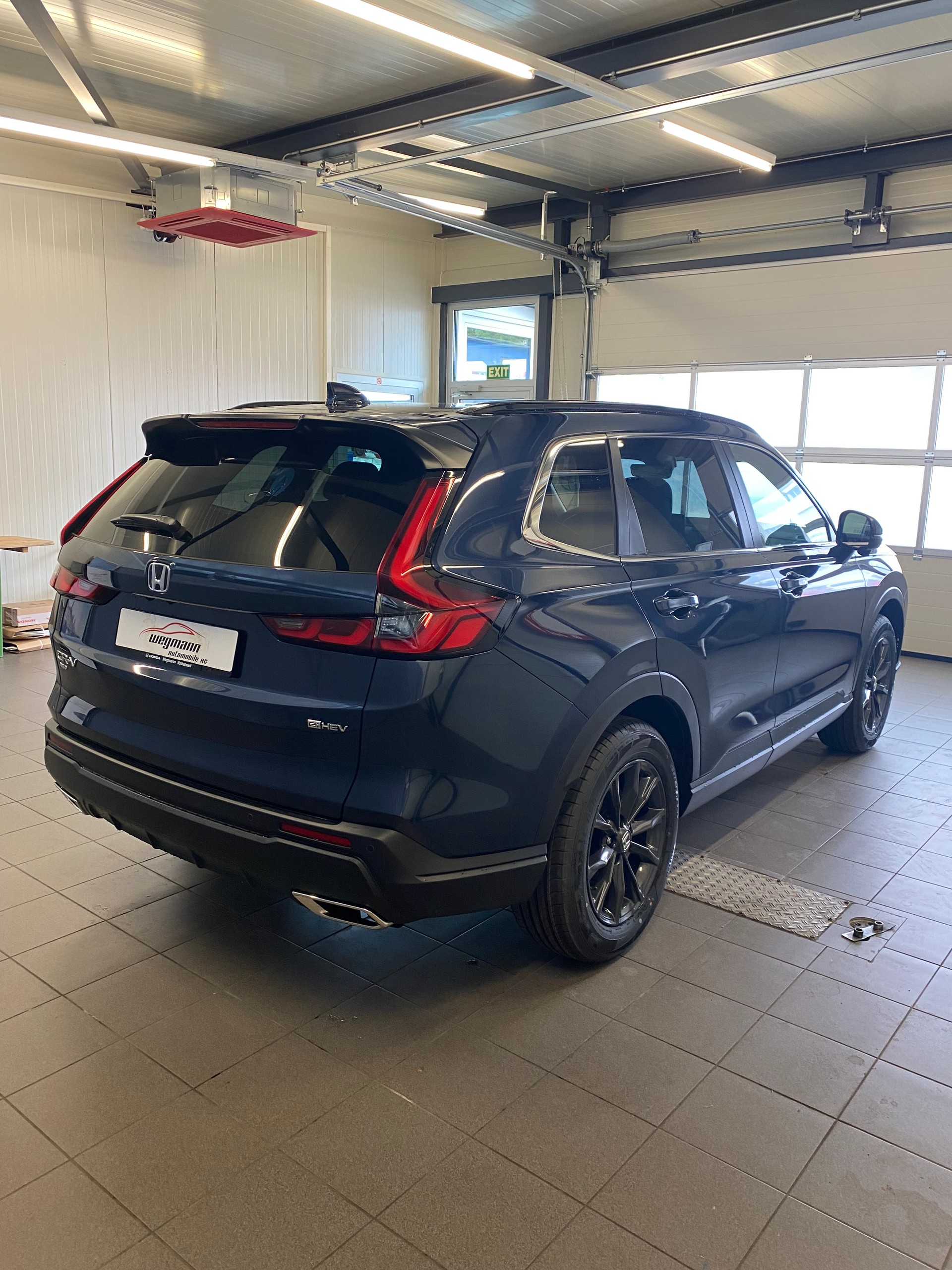 HONDA CR-V 2.0i MMD Hybrid Advance 4WD Automatic-image-3