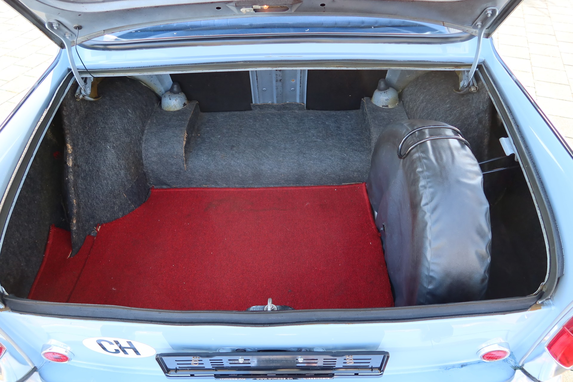 PEUGEOT 404-image-7