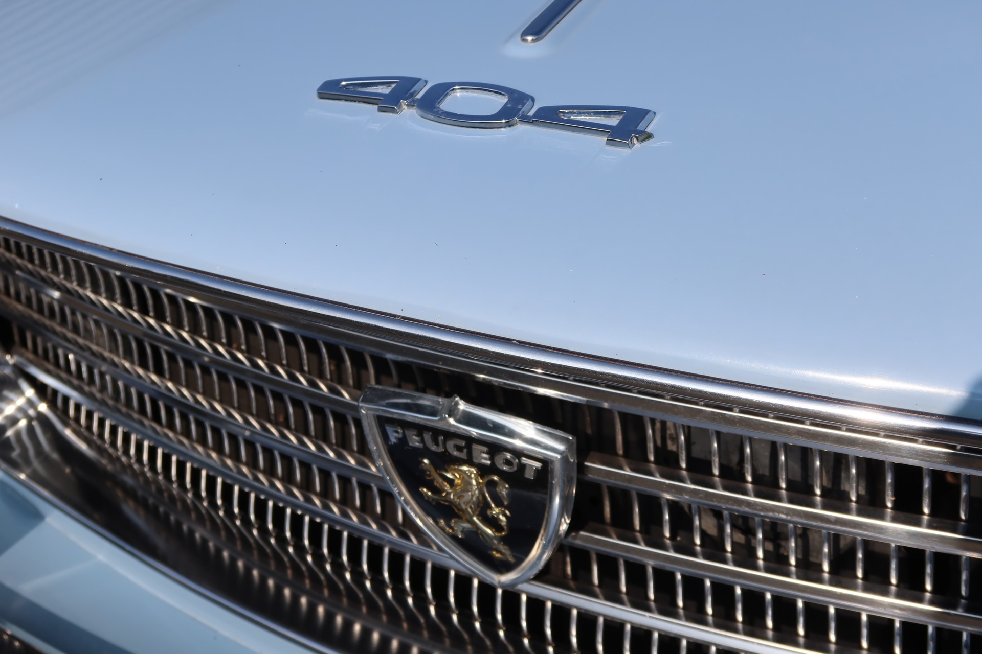 PEUGEOT 404-image-18
