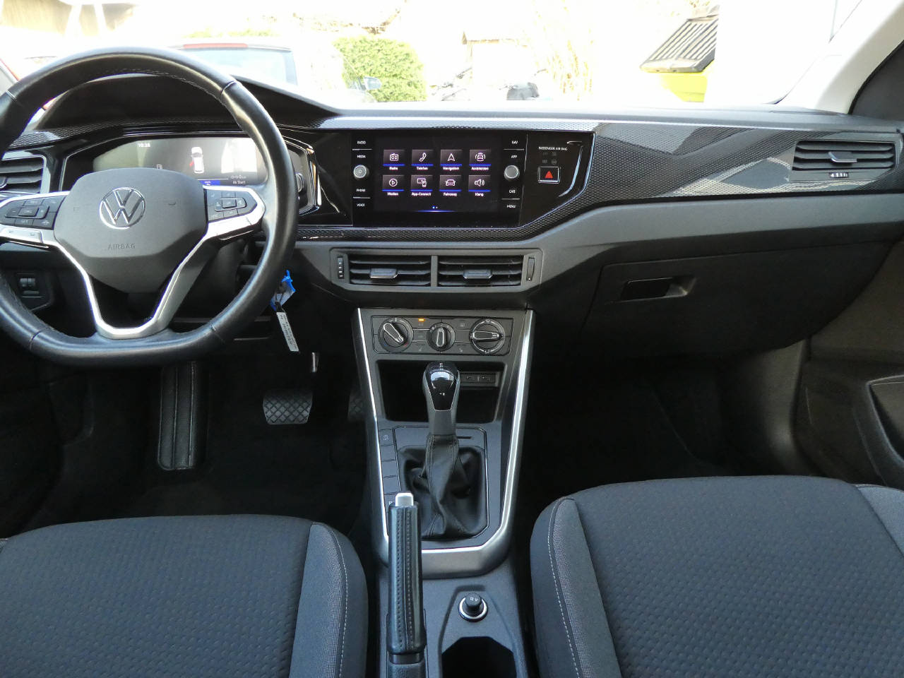 VW Taigo 1.0 TSI Life DSG-image-13