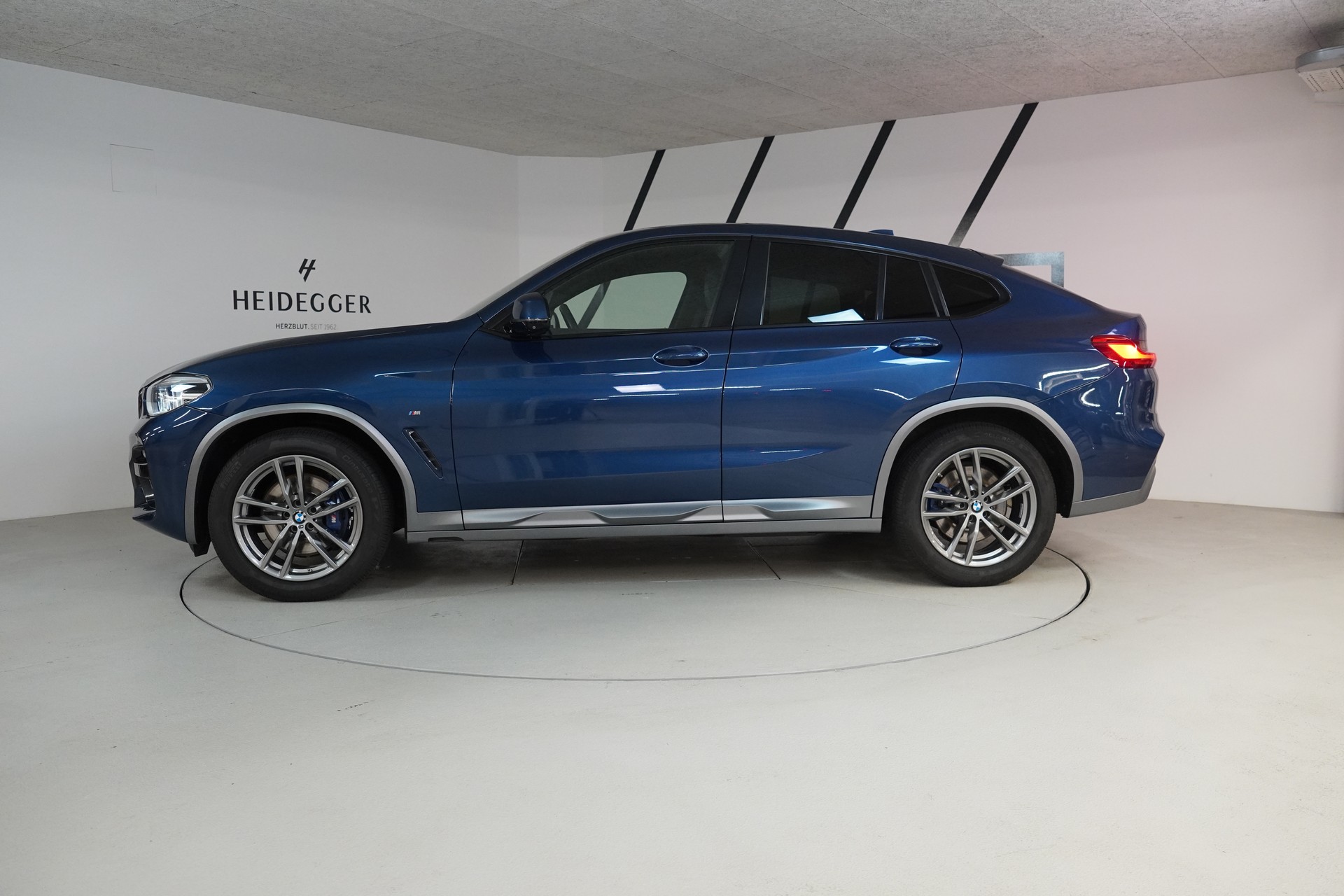 BMW X4 xDrive 30d M Sport X Steptronic-image-3