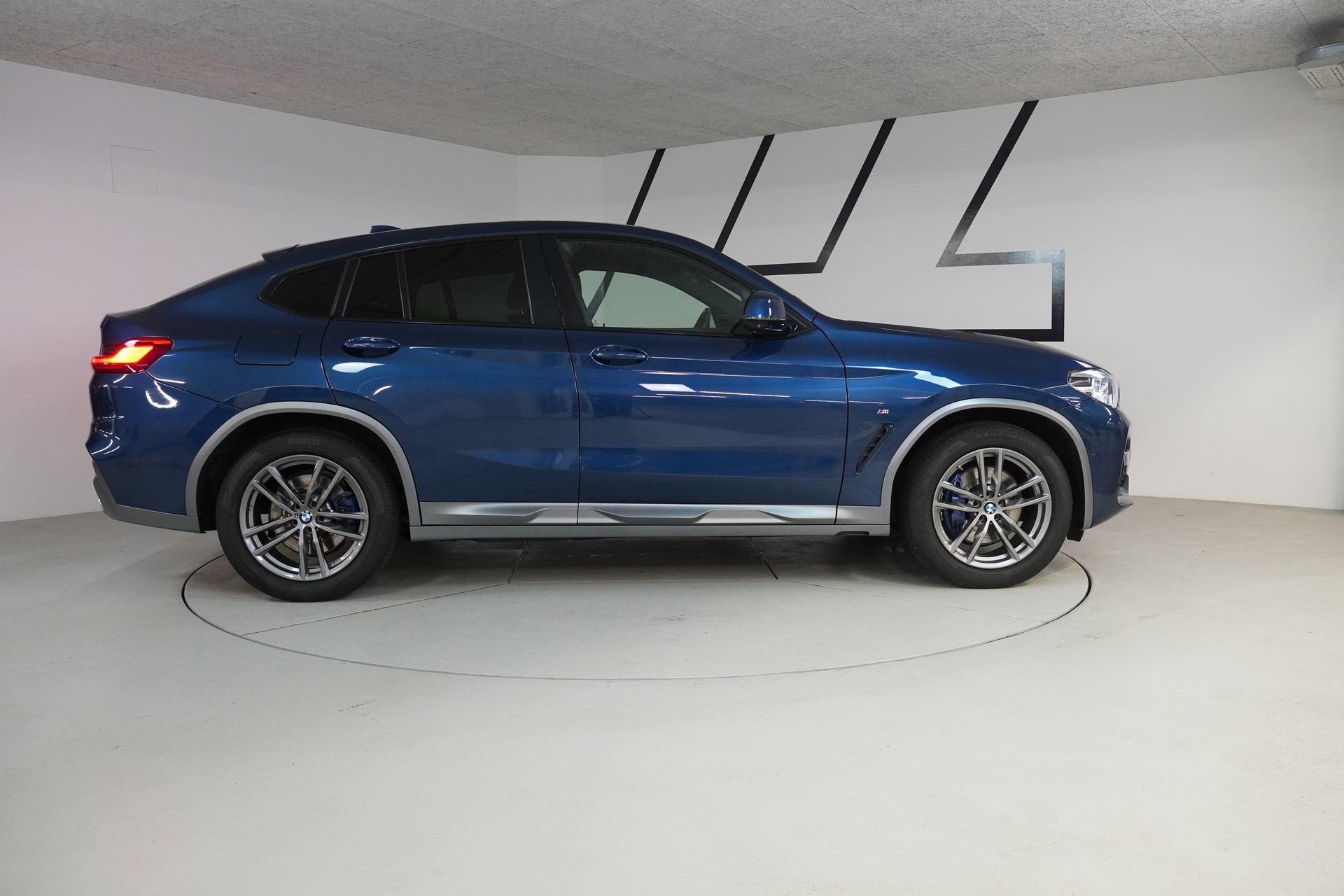 BMW X4 xDrive 30d M Sport X Steptronic-image-7