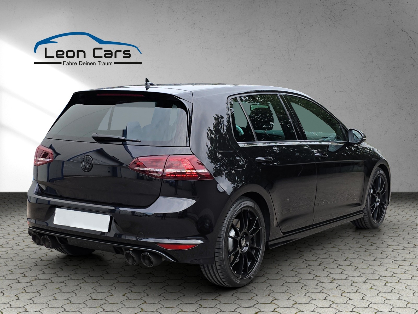 VW Golf 2.0 TSI R 4Motion DSG-image-3