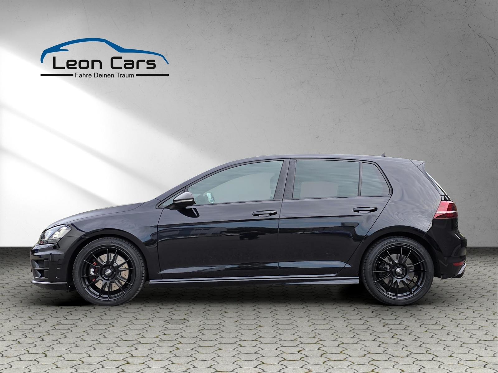 VW Golf 2.0 TSI R 4Motion DSG-image-5