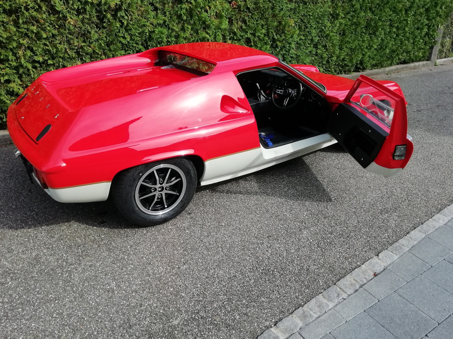LOTUS EUROPA SII-showroom-element-3