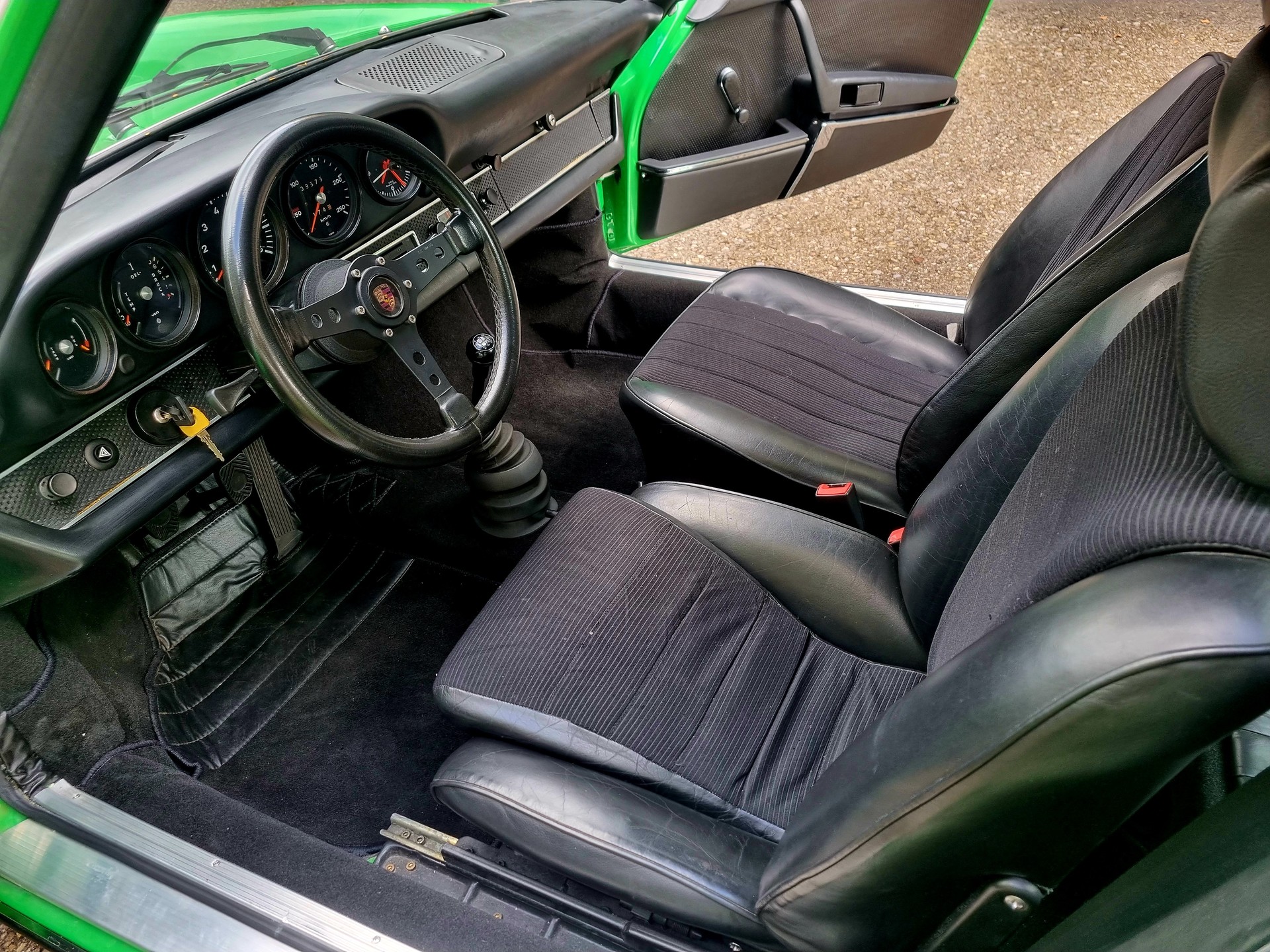 PORSCHE 911 2.4 T Targa Modell 73-image-15
