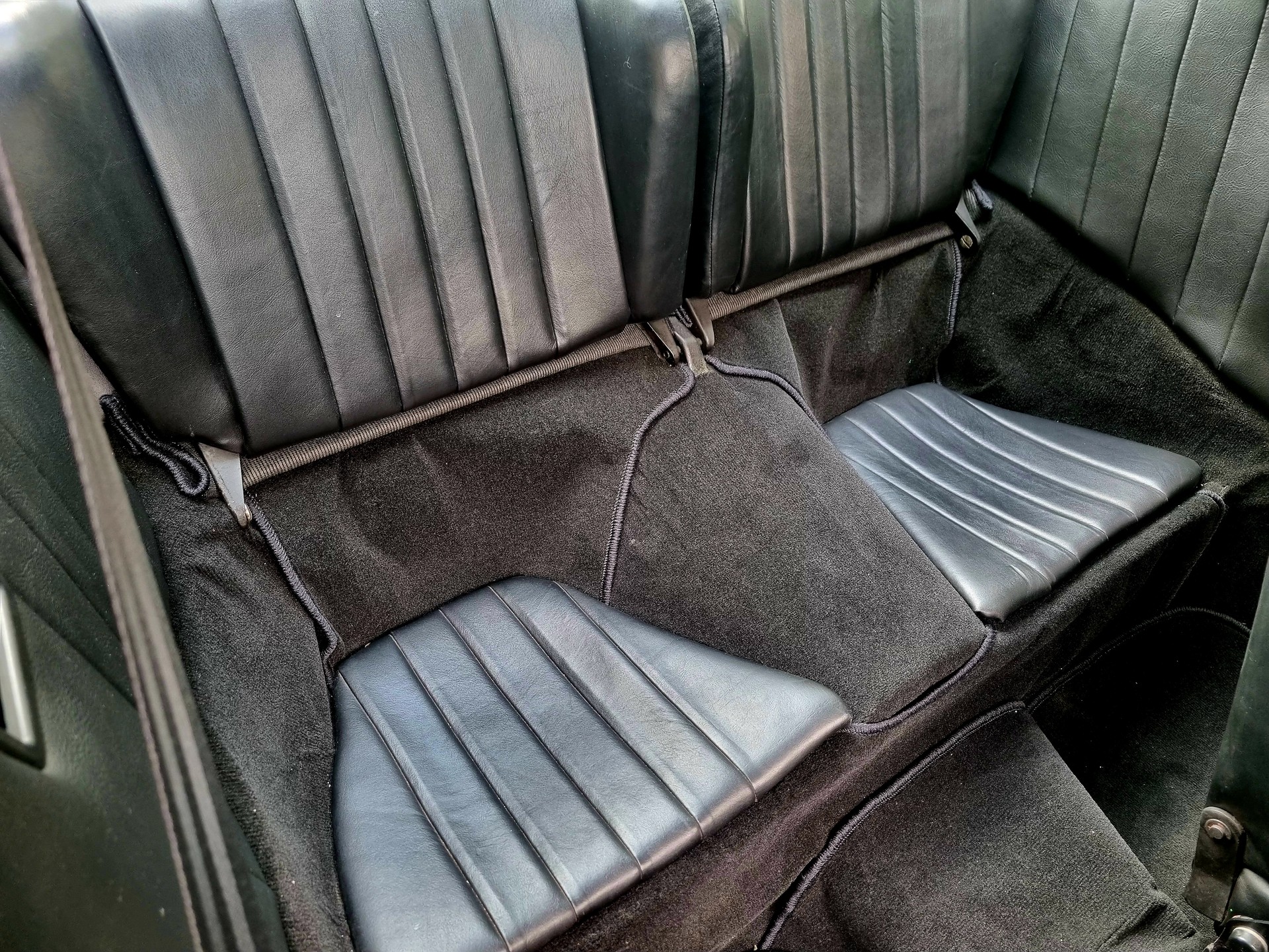 PORSCHE 911 2.4 T Targa Modell 73-image-16