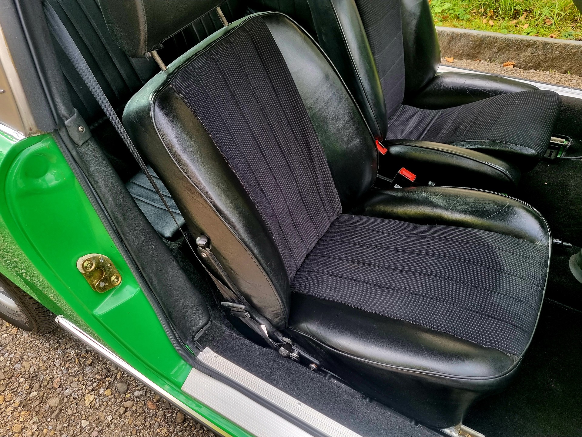 PORSCHE 911 2.4 T Targa Modell 73-image-13
