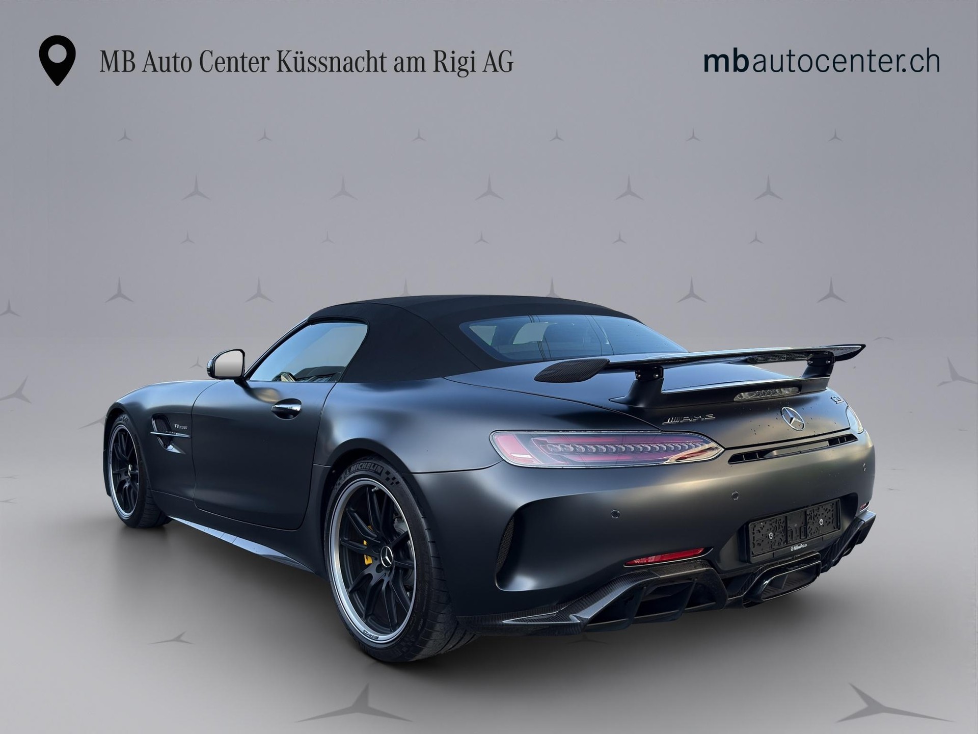 MERCEDES-BENZ AMG GT R Roadster-image-4