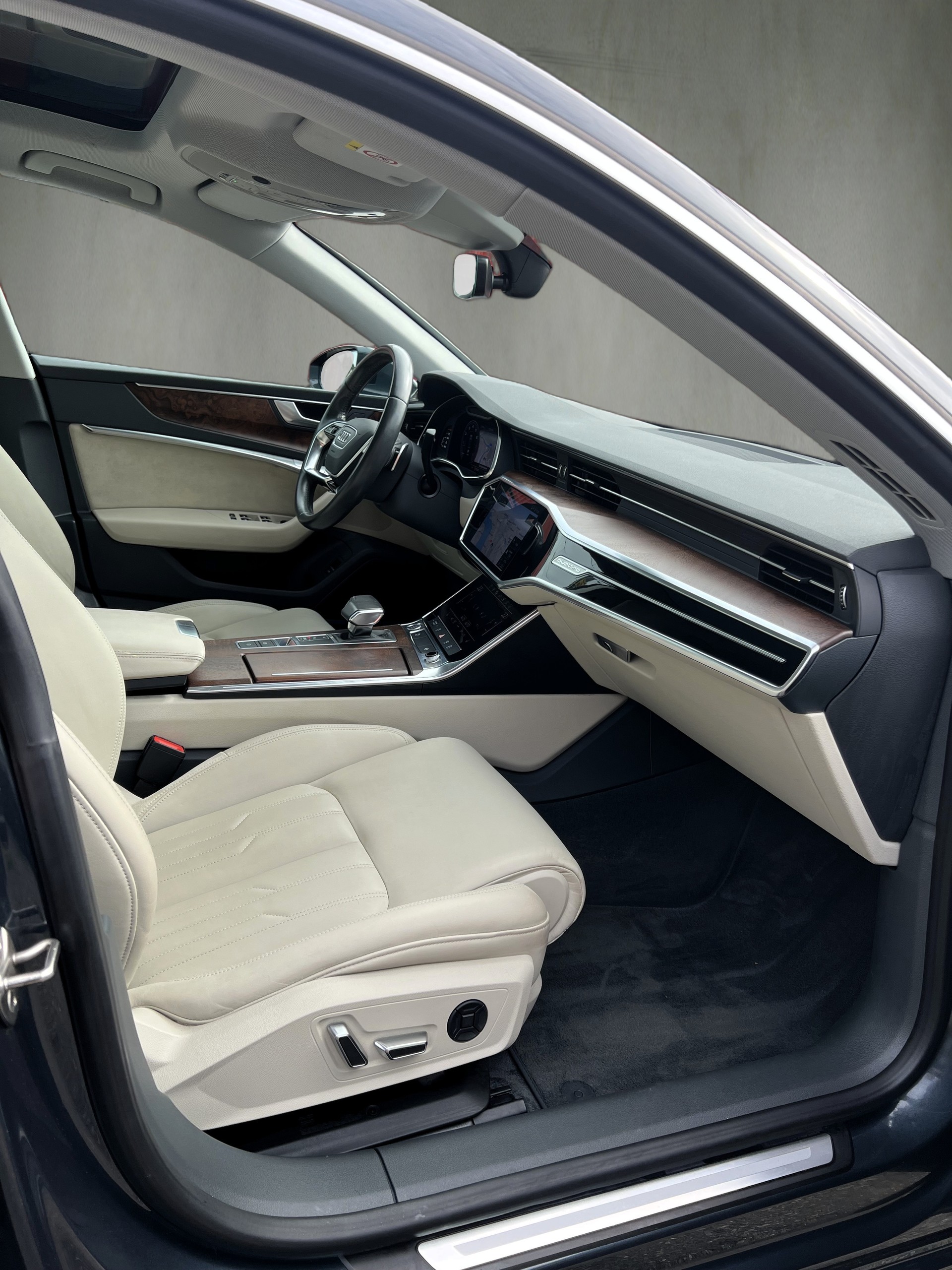 AUDI A7 Sportback 55 TFSI quattro S-tronic-image-14