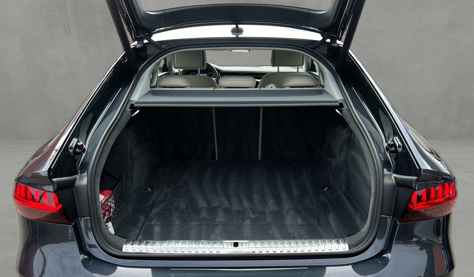 AUDI A7 Sportback 55 TFSI quattro S-tronic-image-12