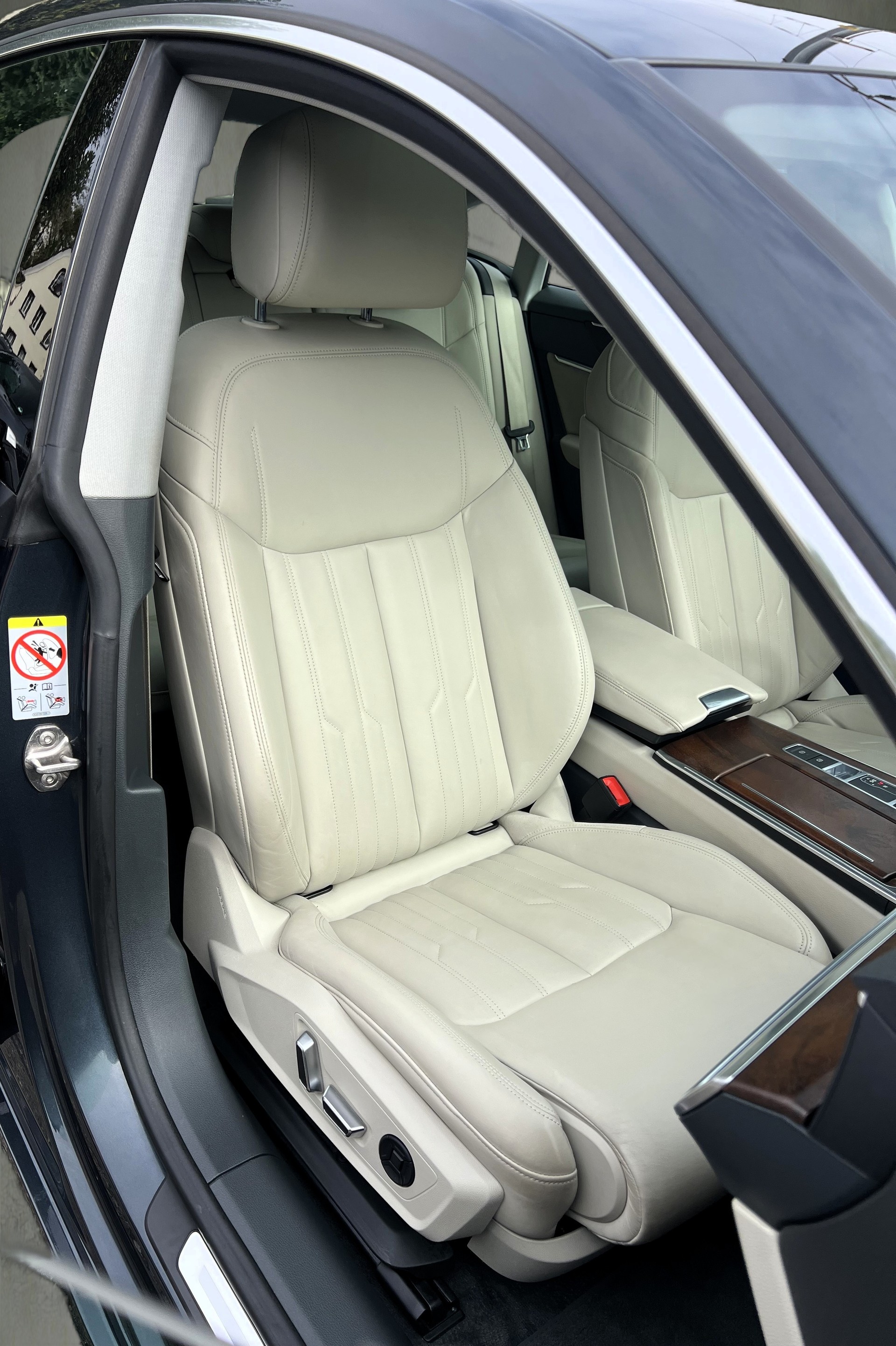 AUDI A7 Sportback 55 TFSI quattro S-tronic-image-15