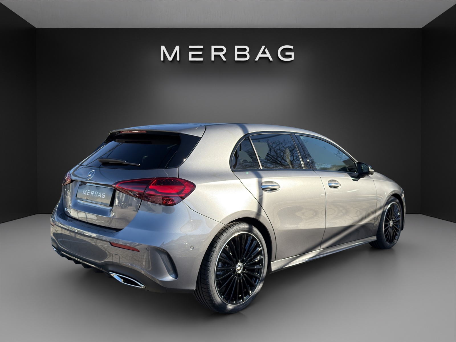 MERCEDES-BENZ A 200 7G-DCT Night Star-image-4
