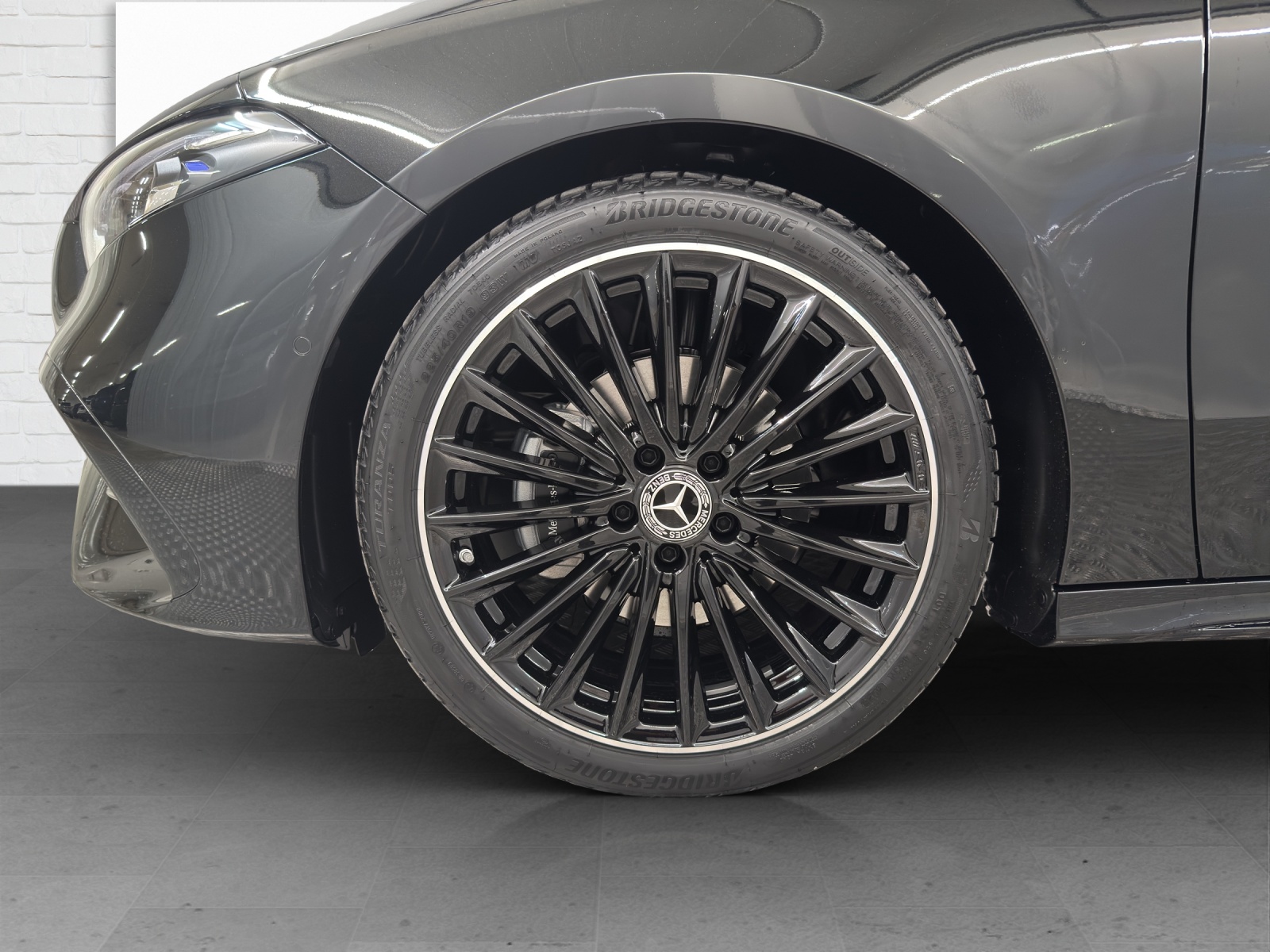 MERCEDES-BENZ A 200 AMG Line Night Star-image-5