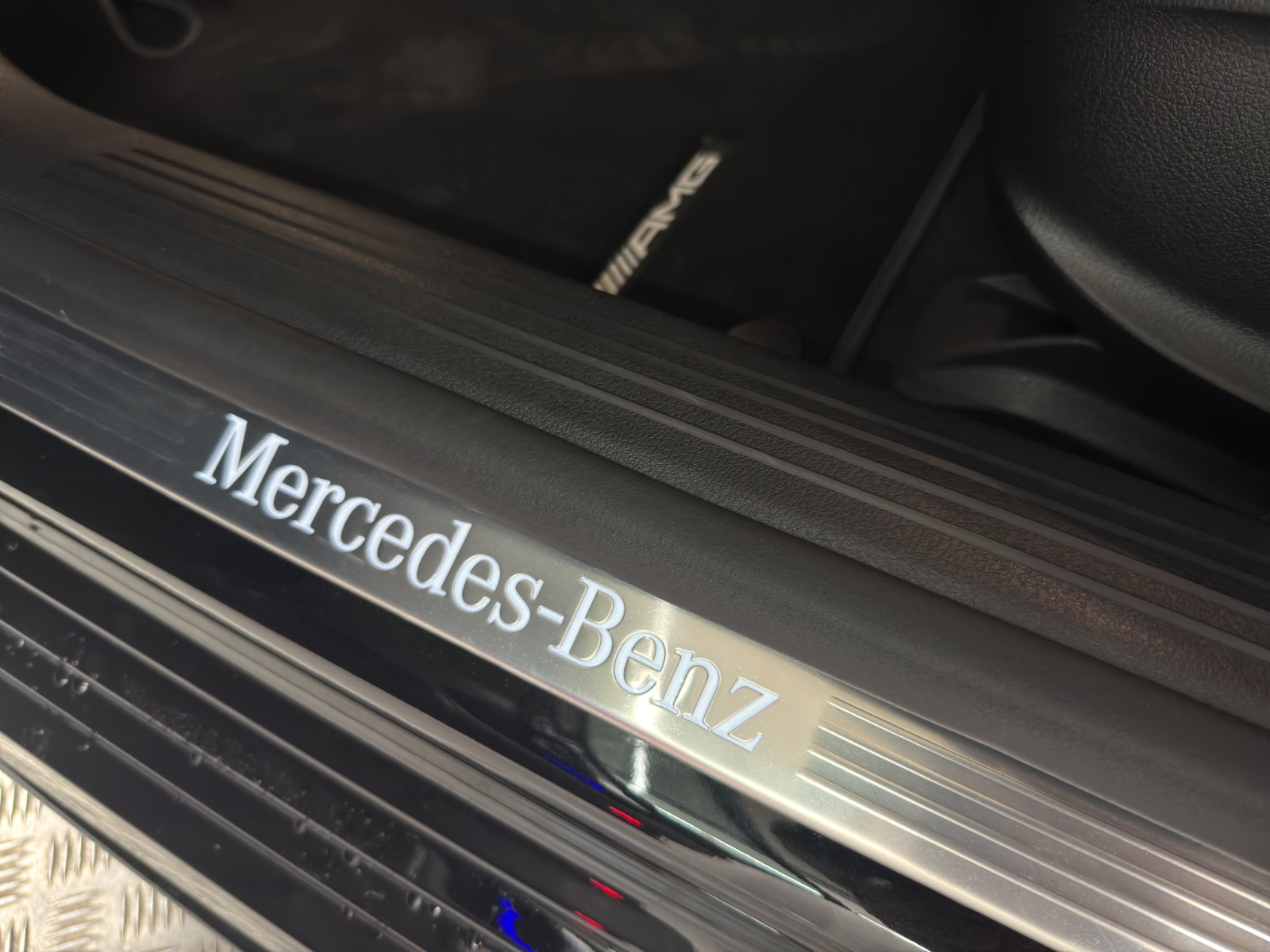 MERCEDES-BENZ A 200 AMG Line Night Star-image-15