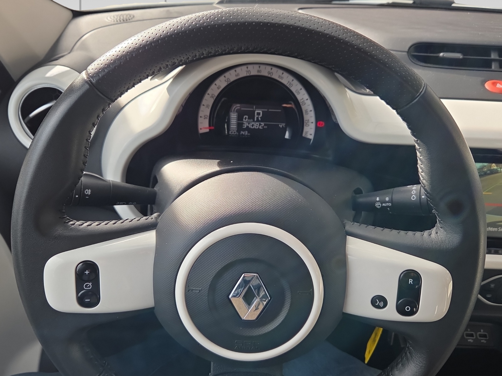 RENAULT Twingo Electric Intens-image-8