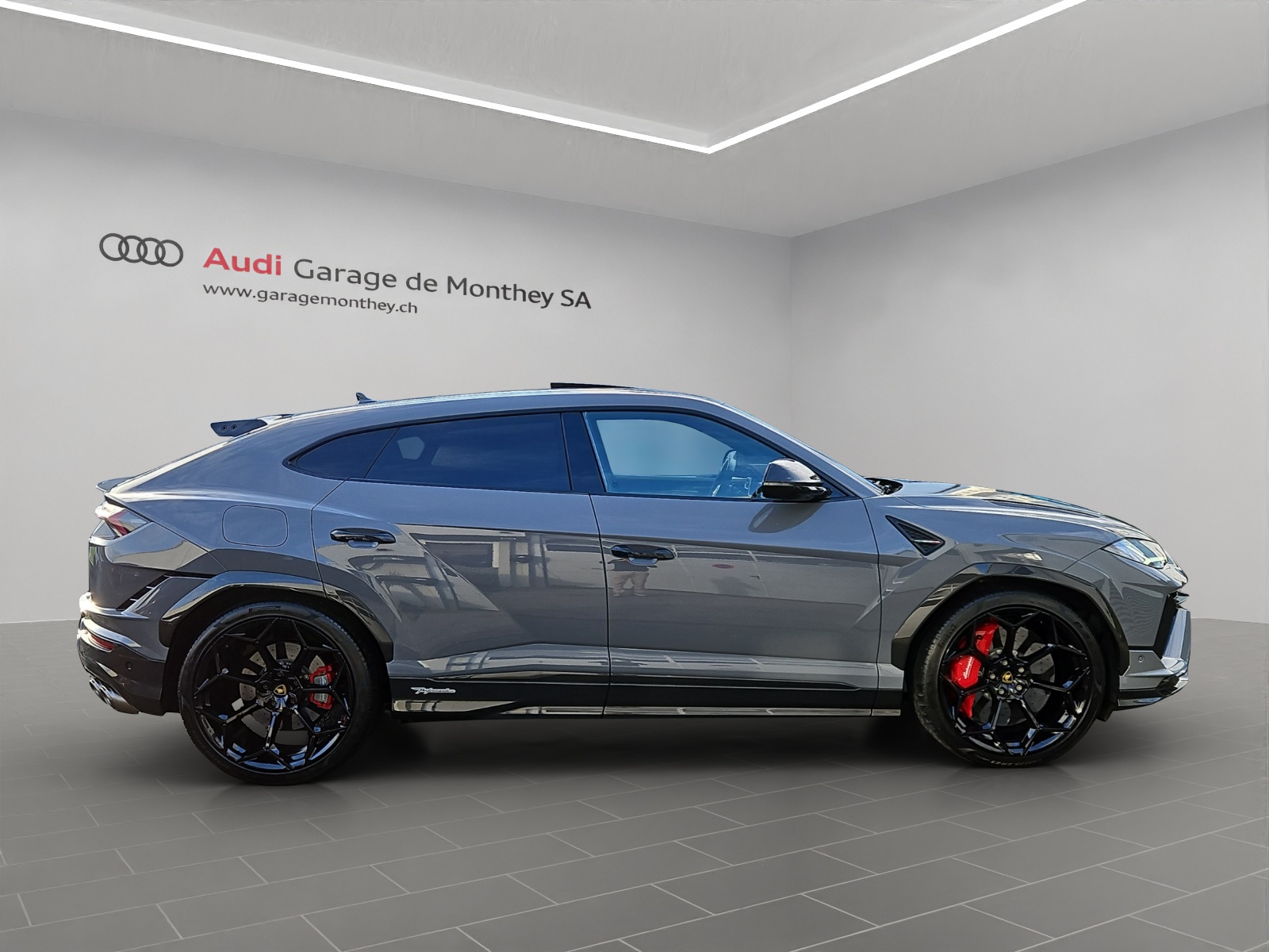 LAMBORGHINI Urus Performante E-Gear-image-7